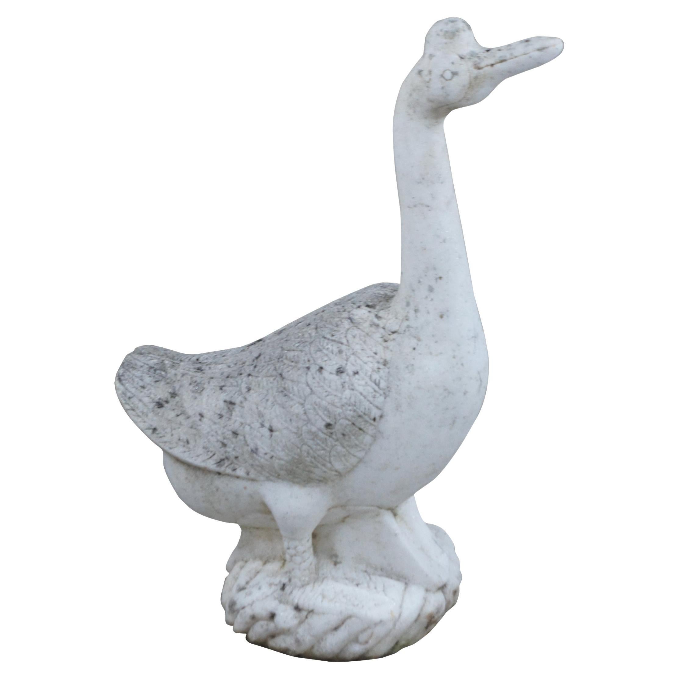 Antiquities Italian Carved Marble Stone Goose Geese Bird Garden Sculpture Statue 24" en vente