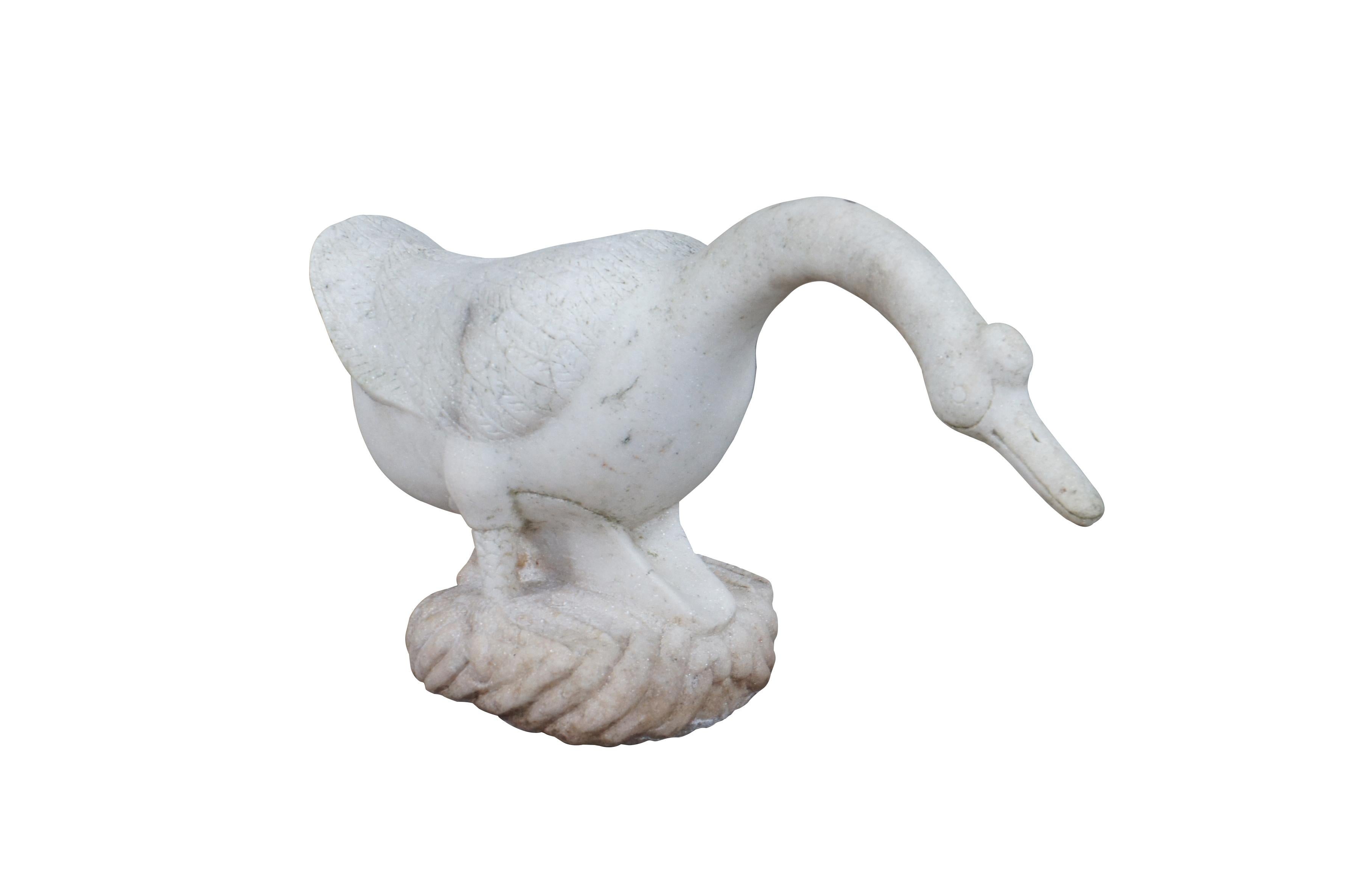 Heavy antique carved marble goose garden sculpture.  Made in Italy circa 1930s.

Dimensions:
25