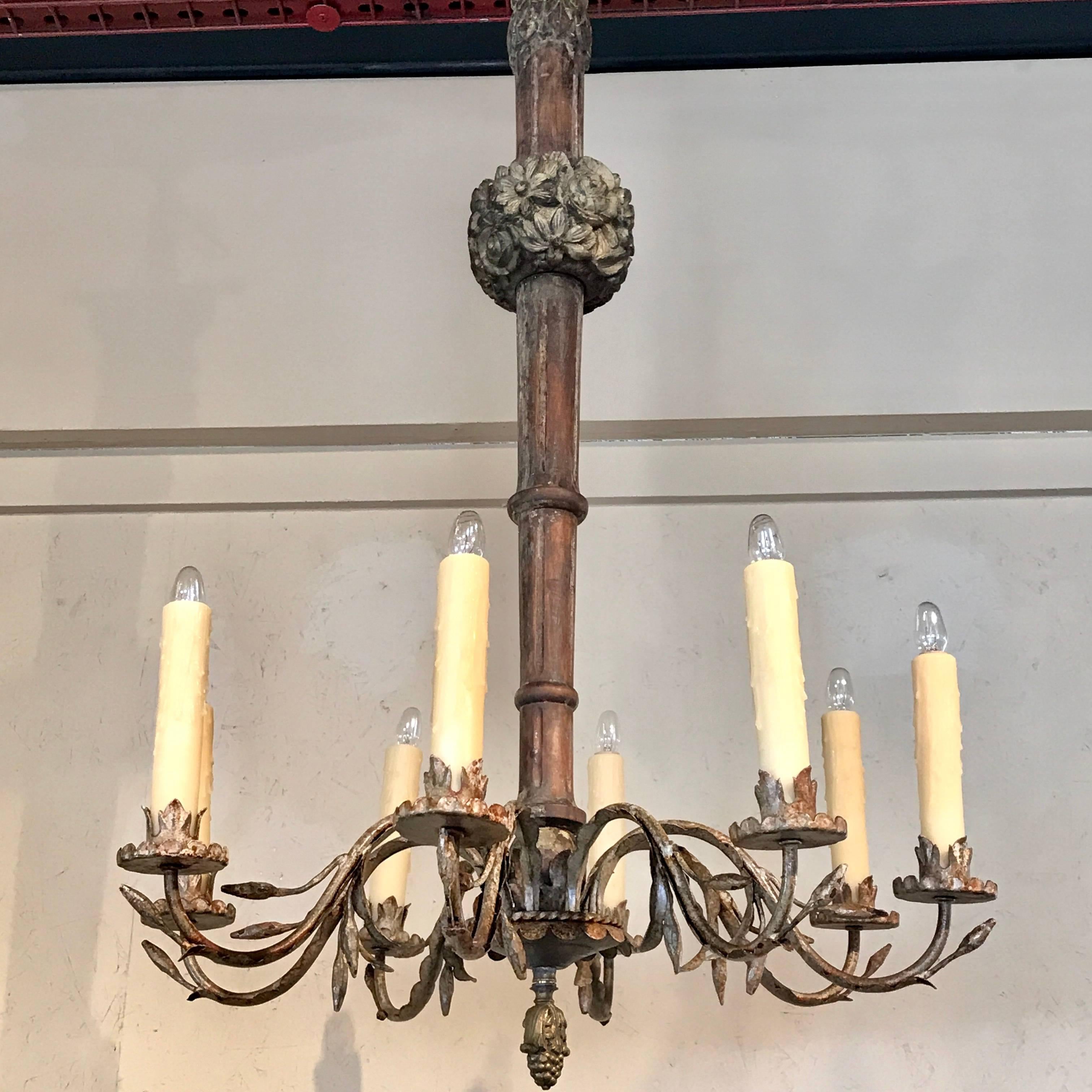 19th Century Antique Italian Carved Polychromed Wood and Iron Eight-Light Chandelier For Sale