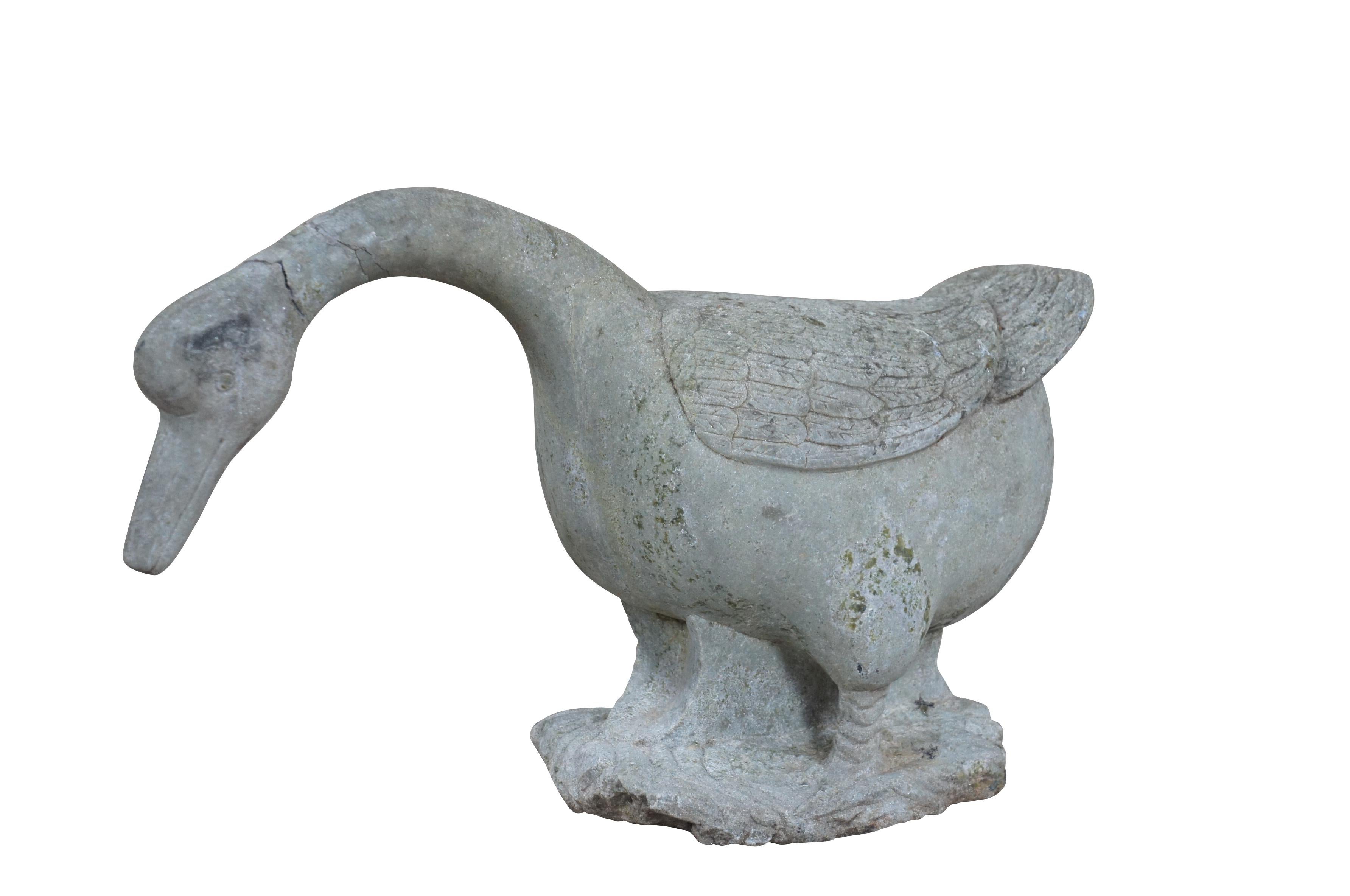 Heavy antique carved stone goose garden sculpture. Made in Italy circa 1930s.

Dimensions:
23.5
