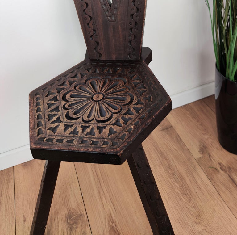 Antique Italian Carved Wood Round Tripod Chair For Sale at 1stDibs