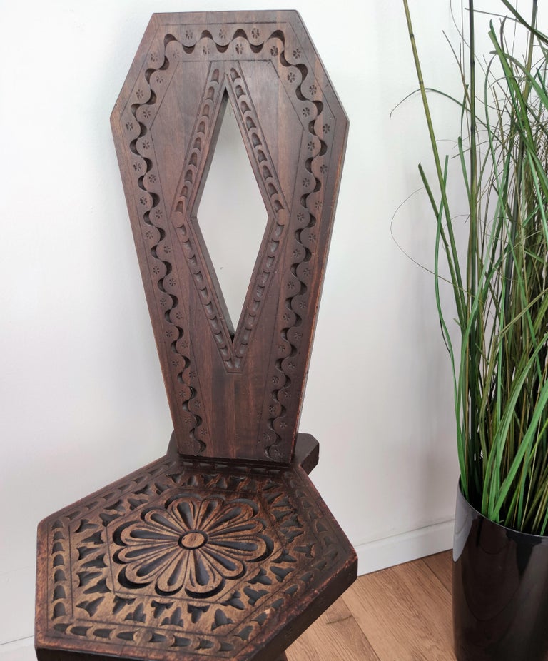 Antique Italian Carved Wood Round Tripod Chair For Sale at 1stDibs