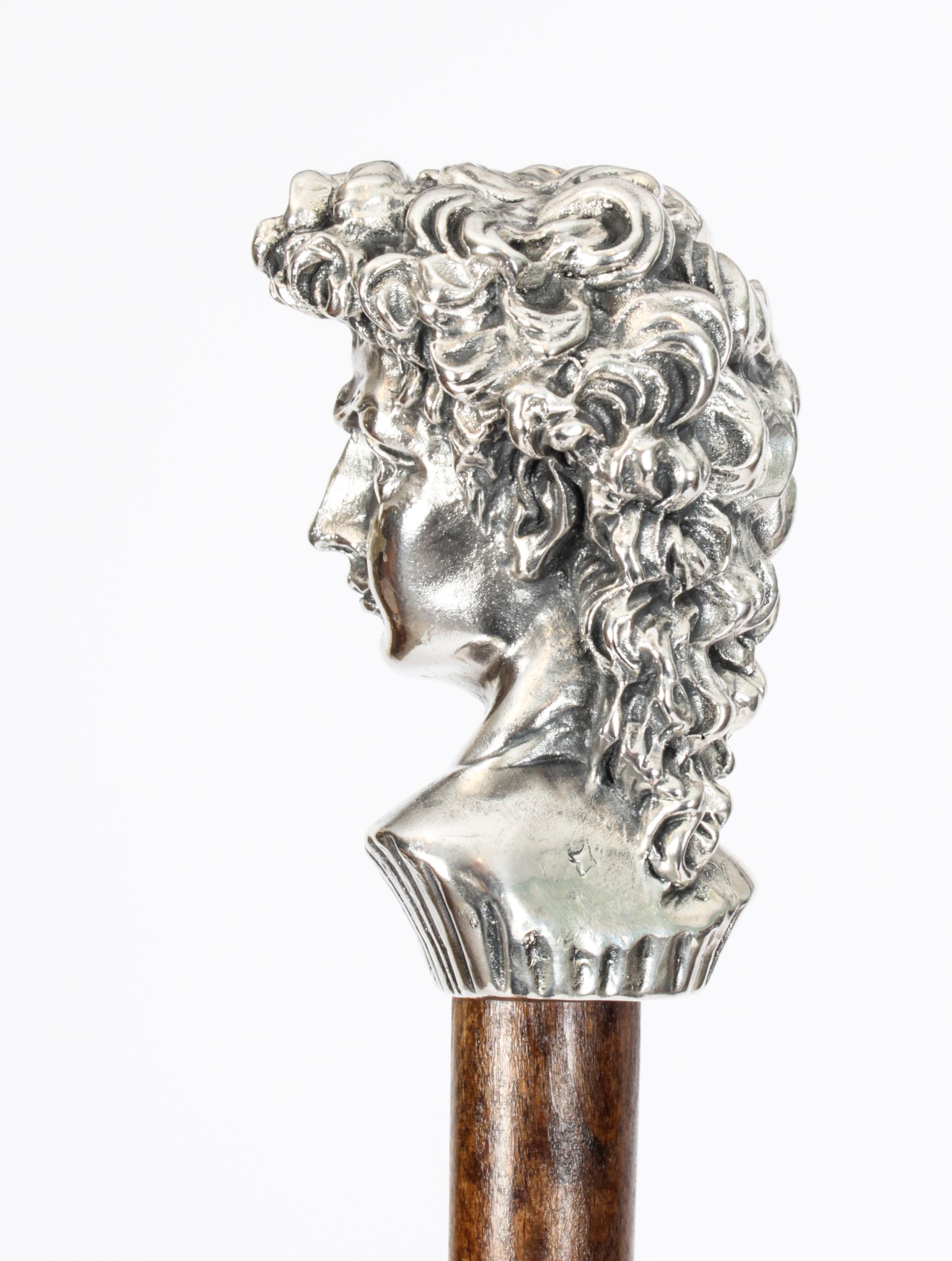 Antique Italian Cast 800 Silver Romanesque Walking Stick Cane 19th C In Good Condition For Sale In London, GB