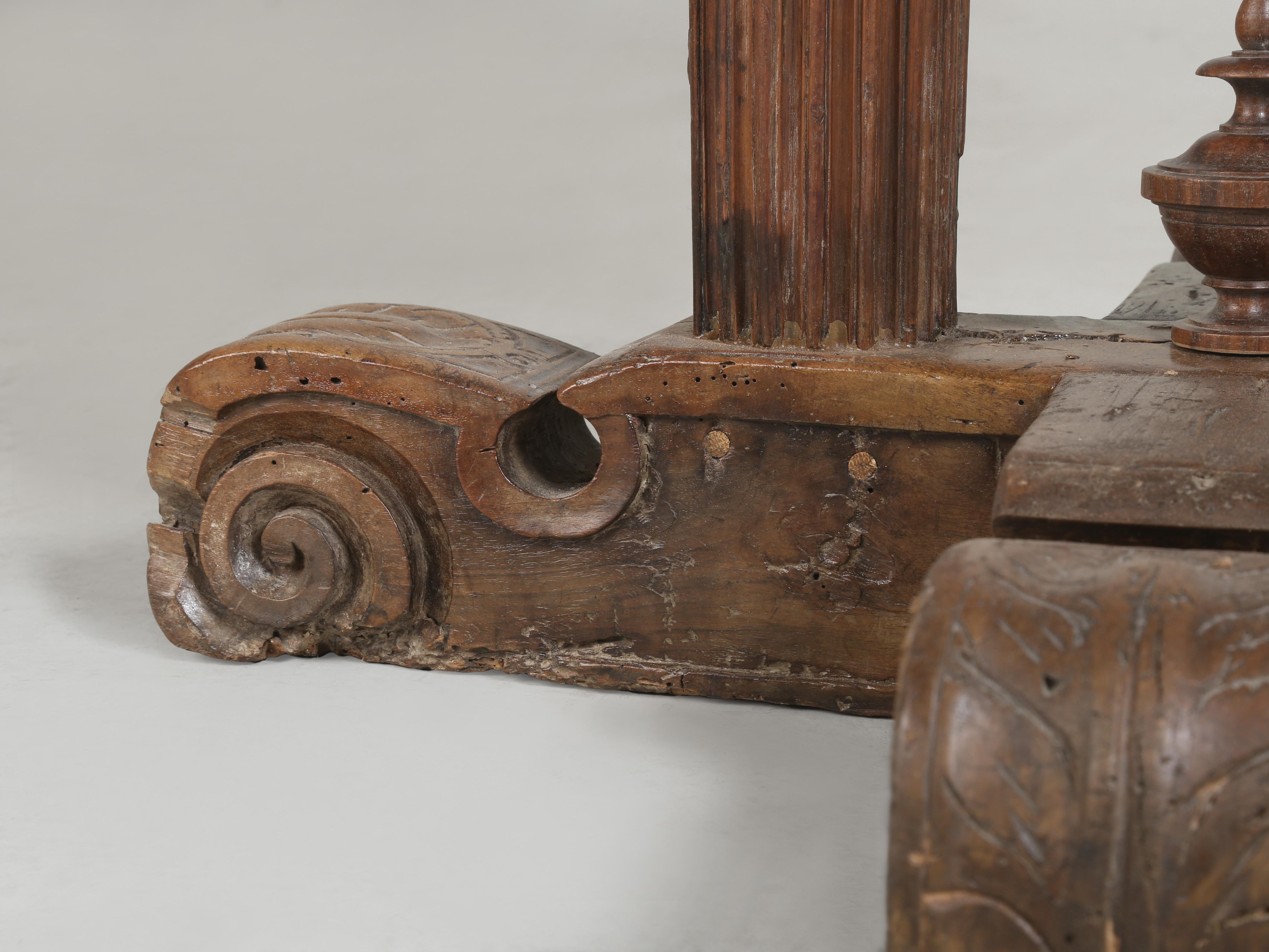 Antique Italian Center Hall Table or End Table c1700's Restored Carrara Marble For Sale 6