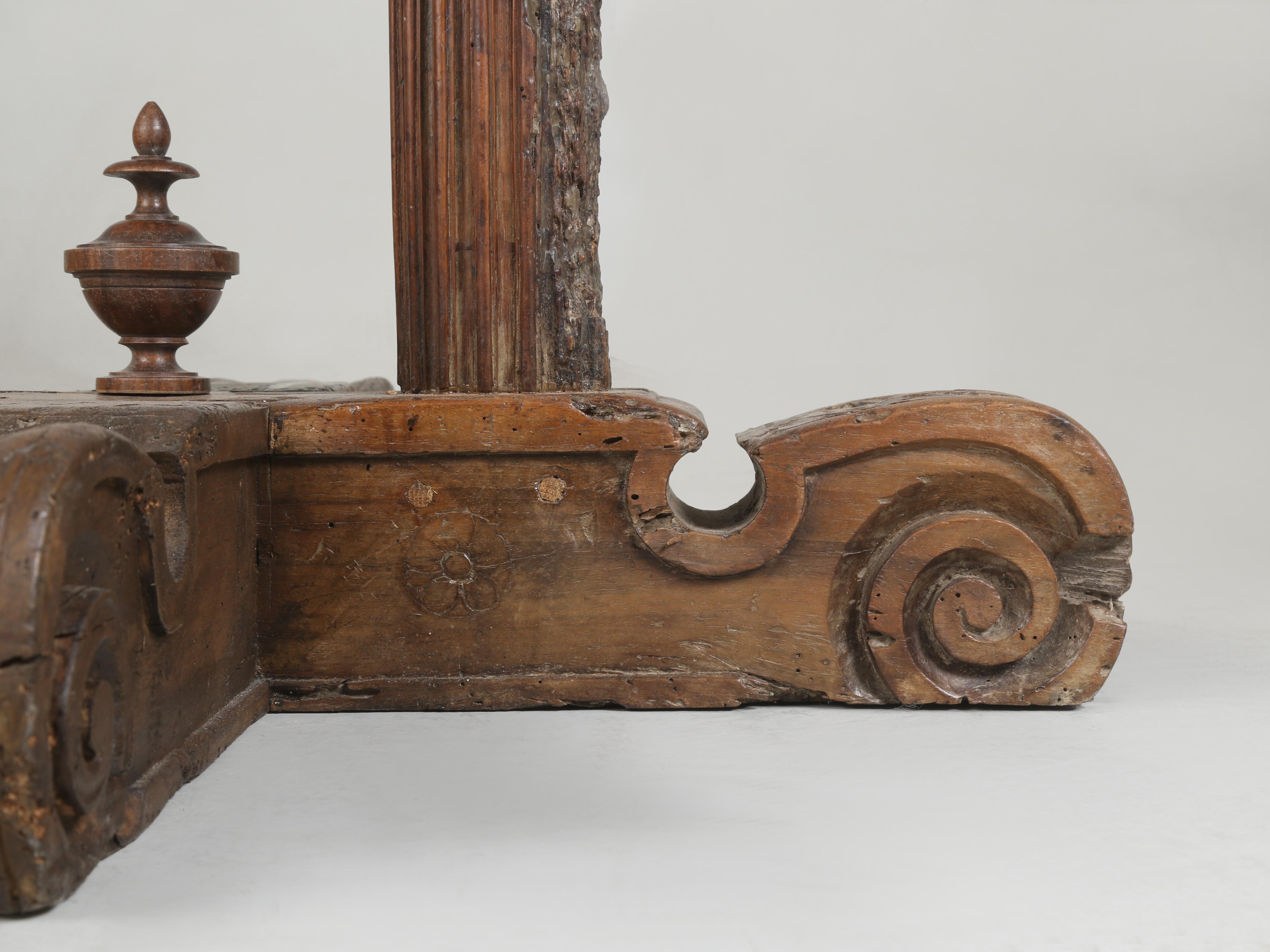 Antique Italian Center Hall Table or End Table c1700's Restored Carrara Marble For Sale 7