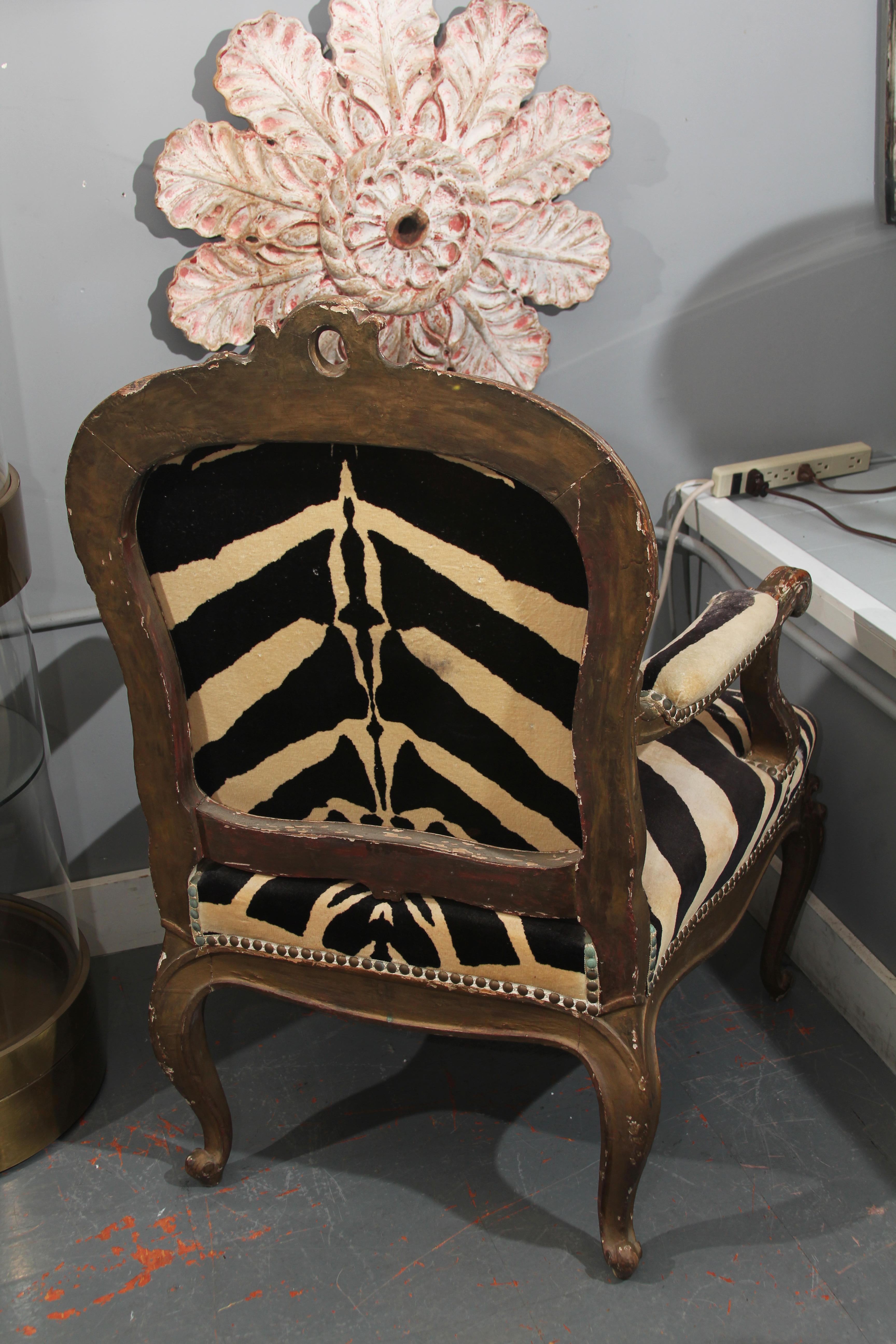 Antique Italian Chair in Zebra Cotton Velvet 5