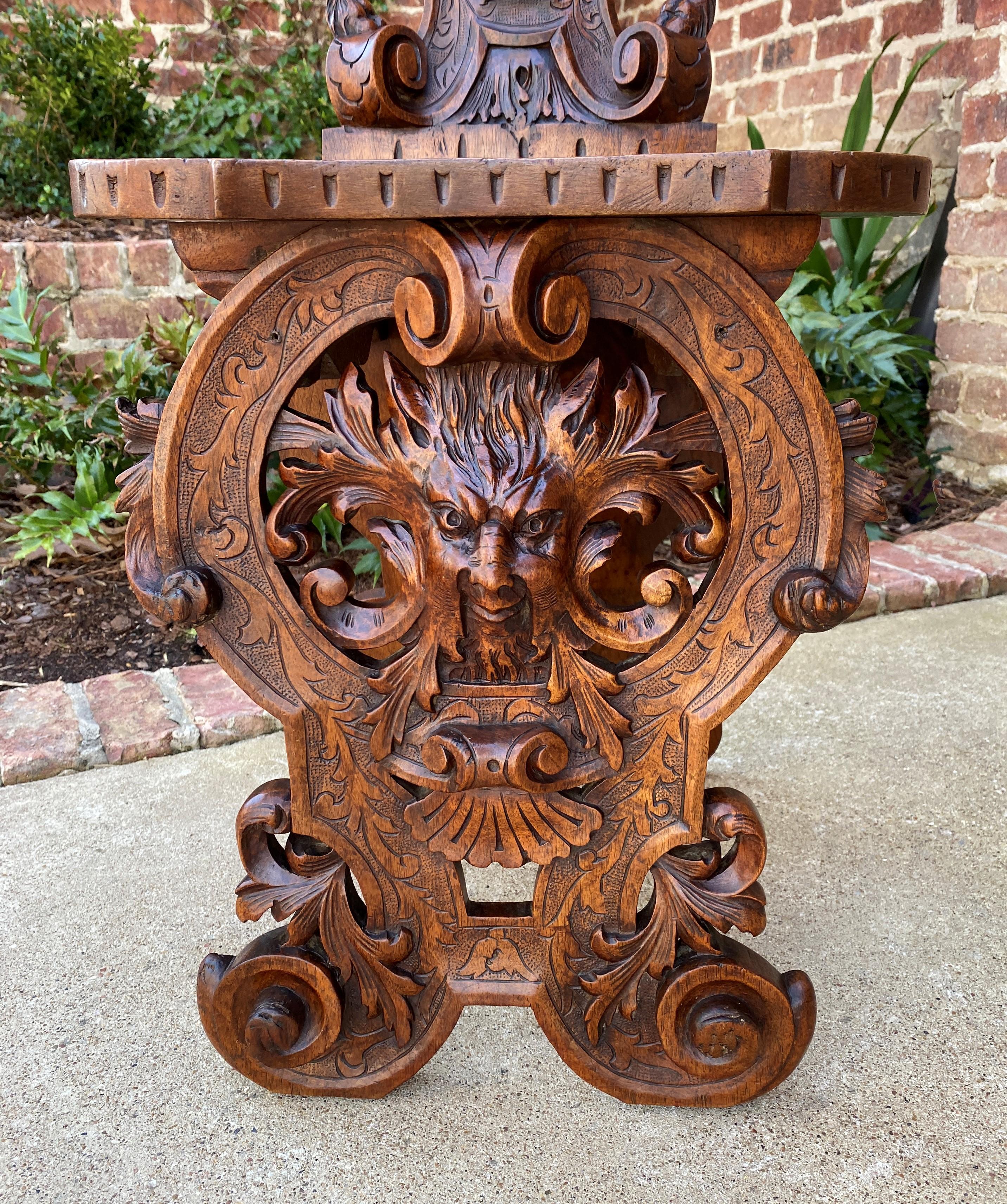 Antique Italian Chair Settee Renaissance Revival Sgabello Rampant Lions Walnut In Good Condition In Tyler, TX