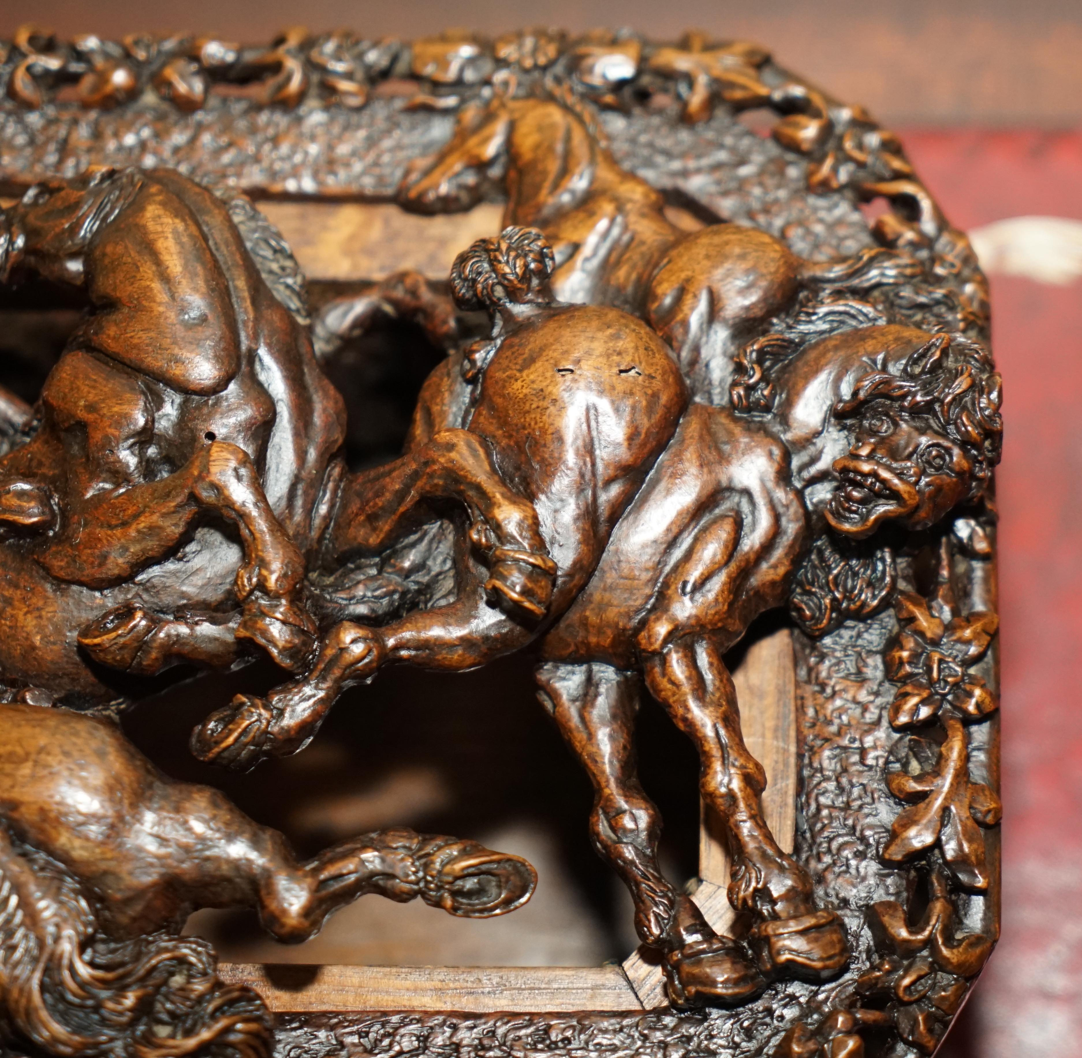 ANTiQUE ITALIAN CIRCA 1840 HEAVILY CARVED BOX DEPICTING STALLION HORSES MUST SEE For Sale 4