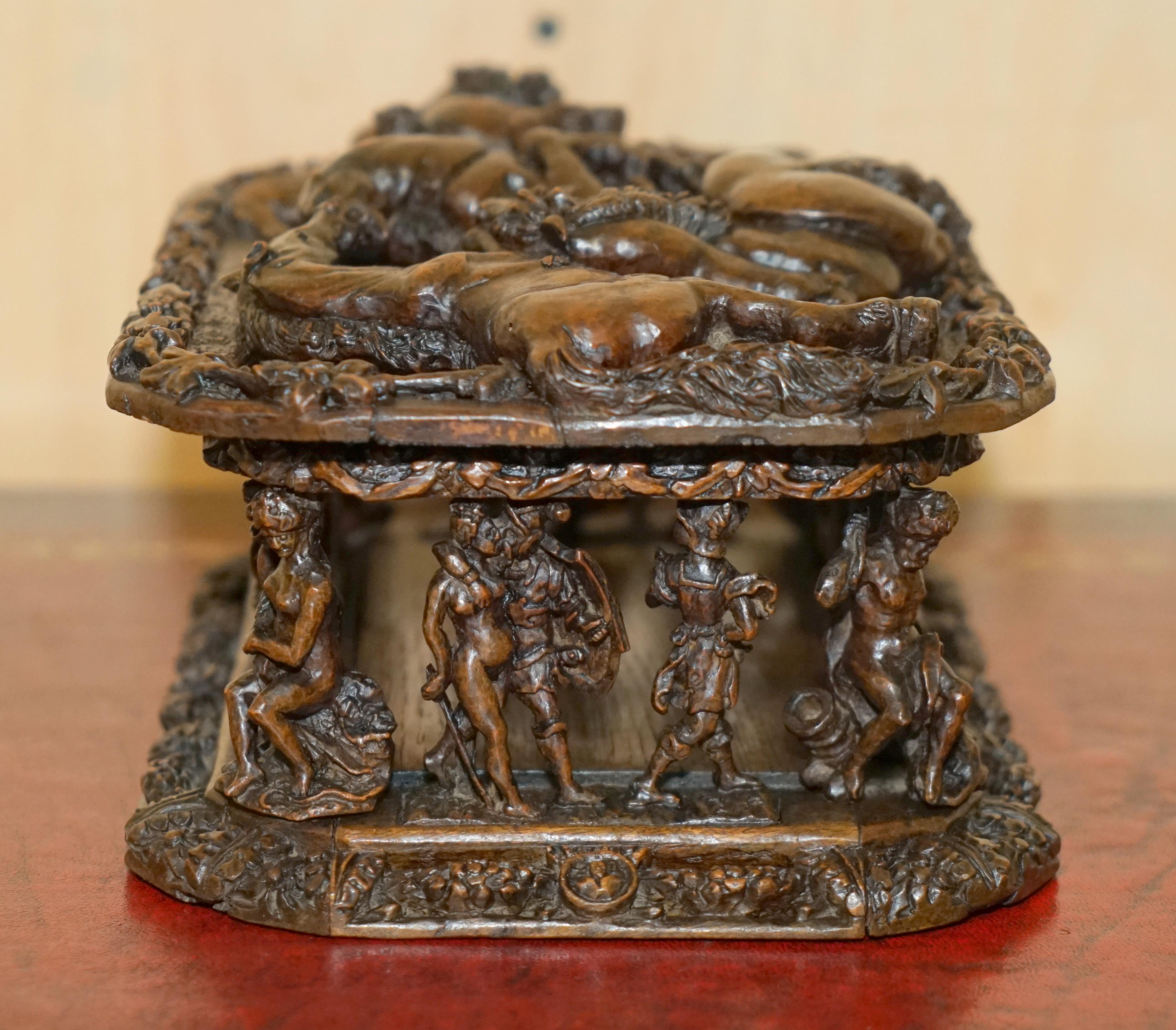 ANTiQUE ITALIAN CIRCA 1840 HEAVILY CARVED BOX DEPICTING STALLION HORSES MUST SEE For Sale 5