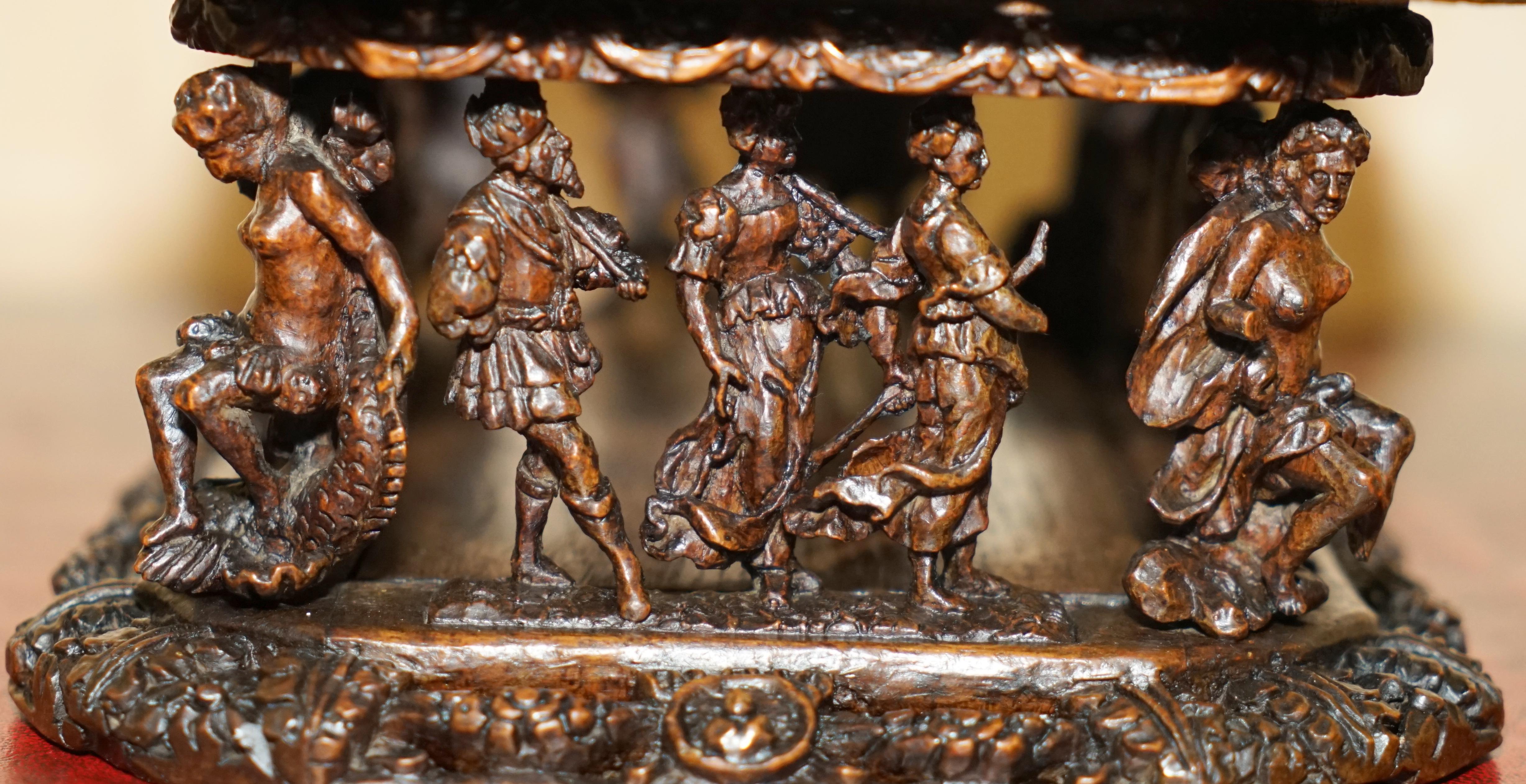 ANTiQUE ITALIAN CIRCA 1840 HEAVILY CARVED BOX DEPICTING STALLION HORSES MUST SEE For Sale 9