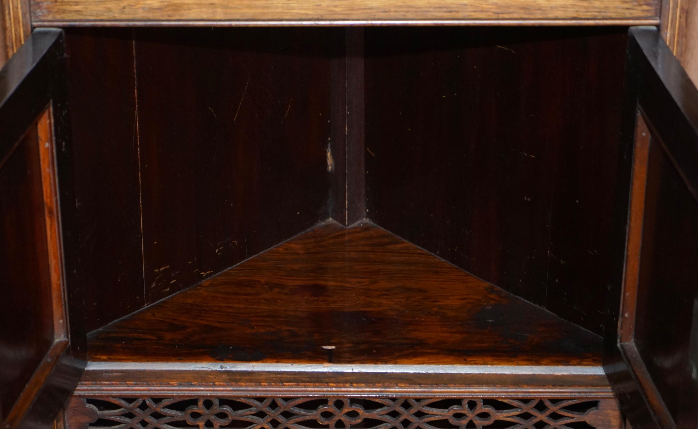 Antique Italian circa 1880 Hardwood, Boxwood Inlay Mirrored Back Corner Cabinet For Sale 10