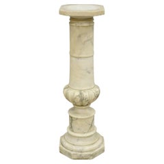 Antike italienische klassische geschnitzte Marmorsäule Empire Pedestal Büste Stand