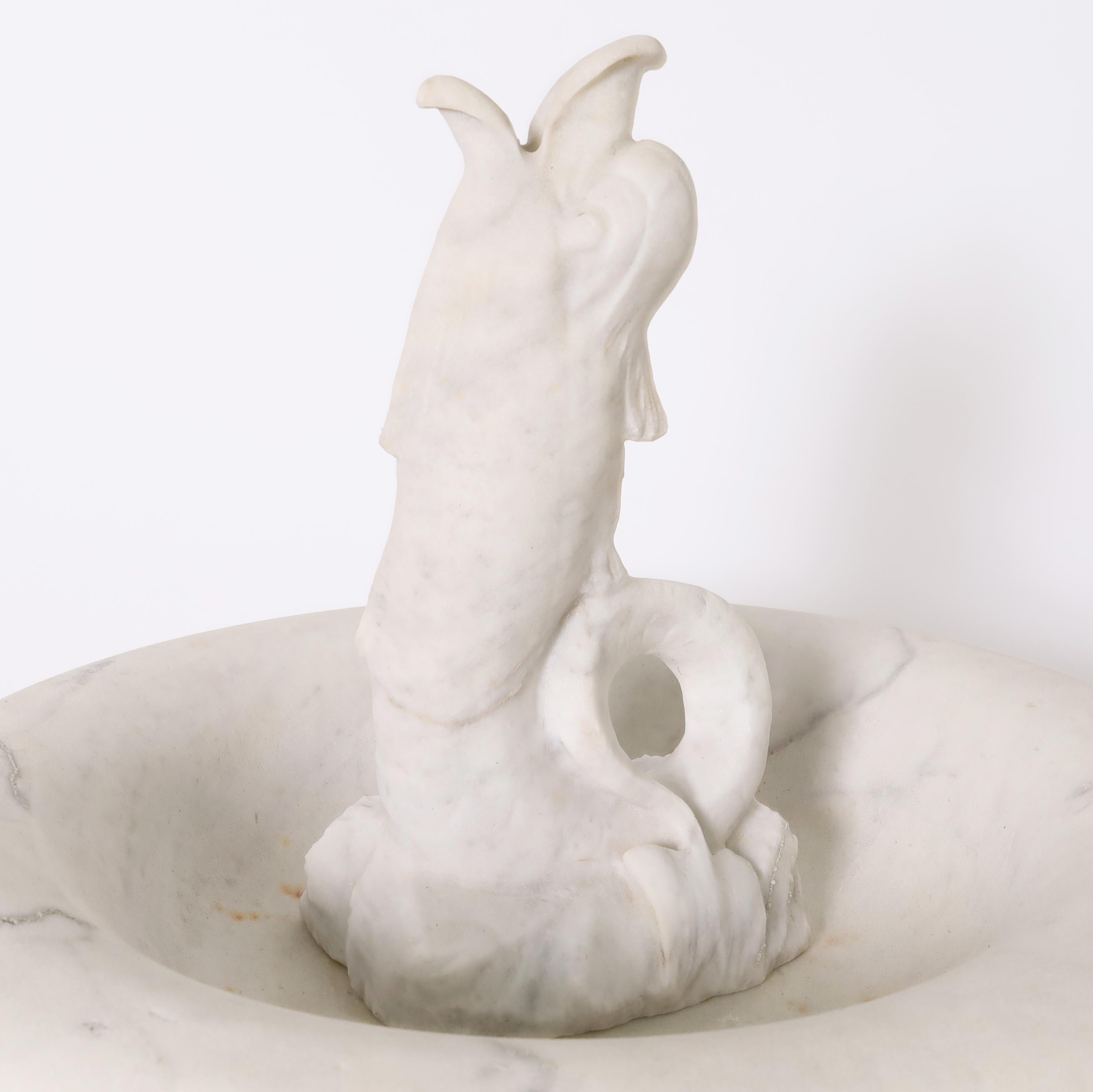 Néoclassique Ancienne fontaine italienne classique en marbre en vente