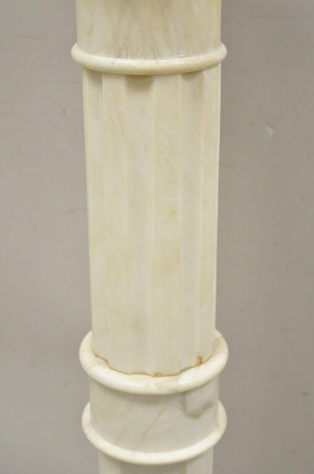colonne marbre blanc