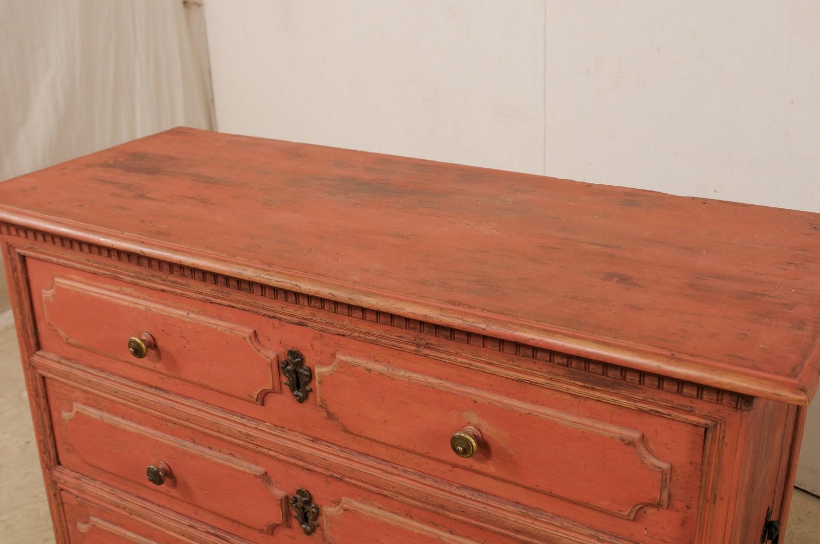 Wood Antique Italian Commode of Three Graduated Drawers in Muted Red Color For Sale