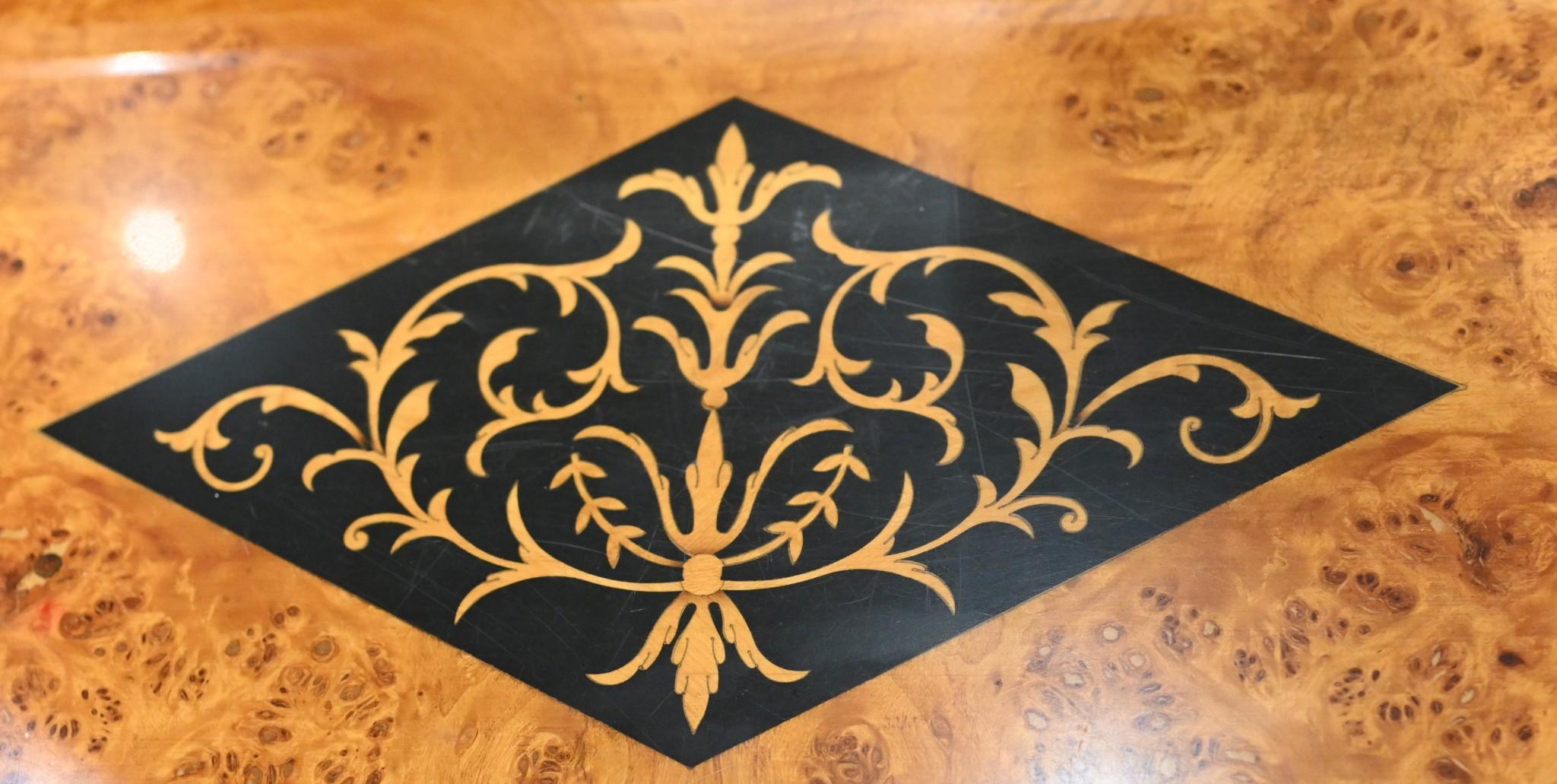 Antike italienische Konsole Tisch und Spiegel Satinholz Ebenholz Inlay im Angebot 3