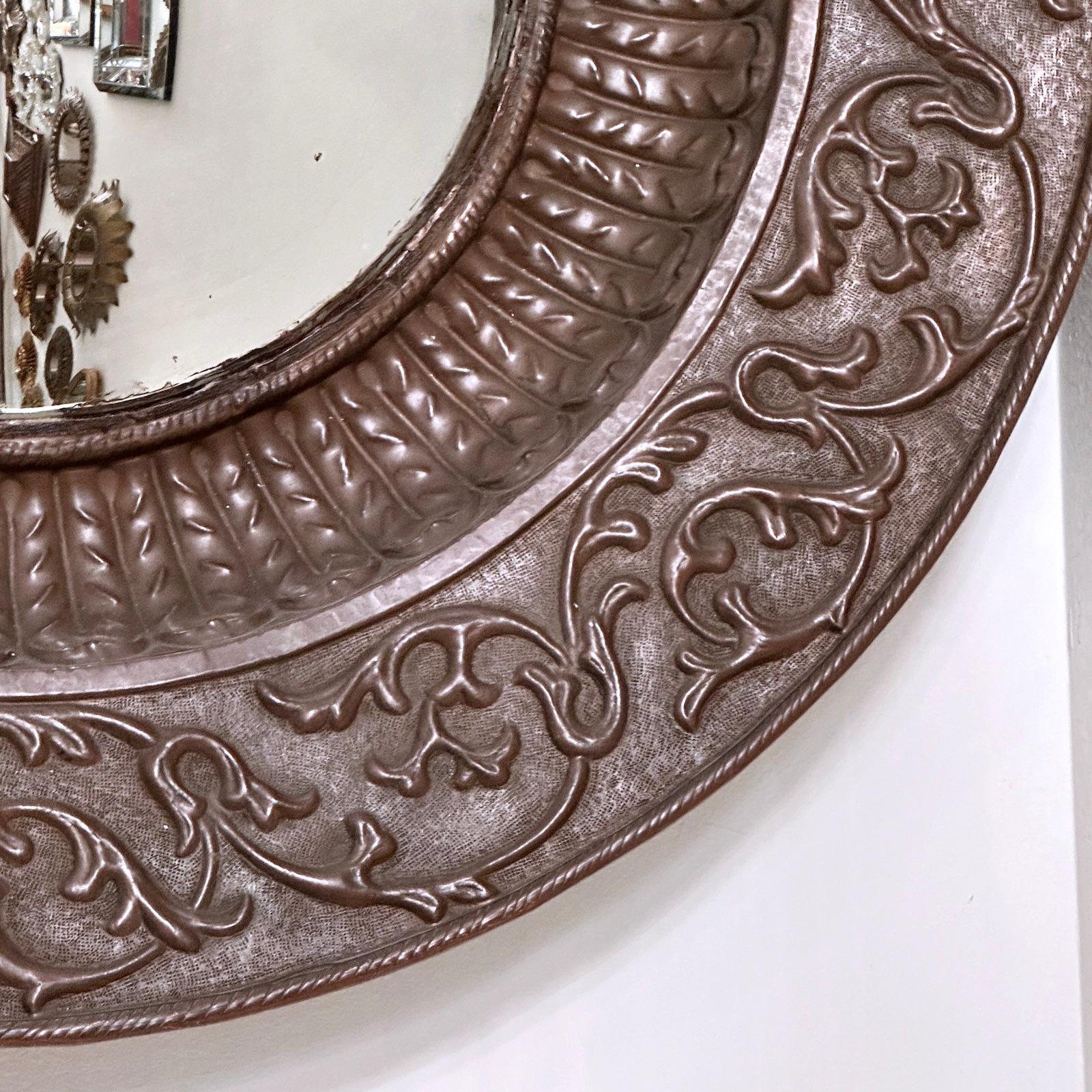 Antiker italienischer konvexer Spiegel im Zustand „Gut“ im Angebot in New York, NY