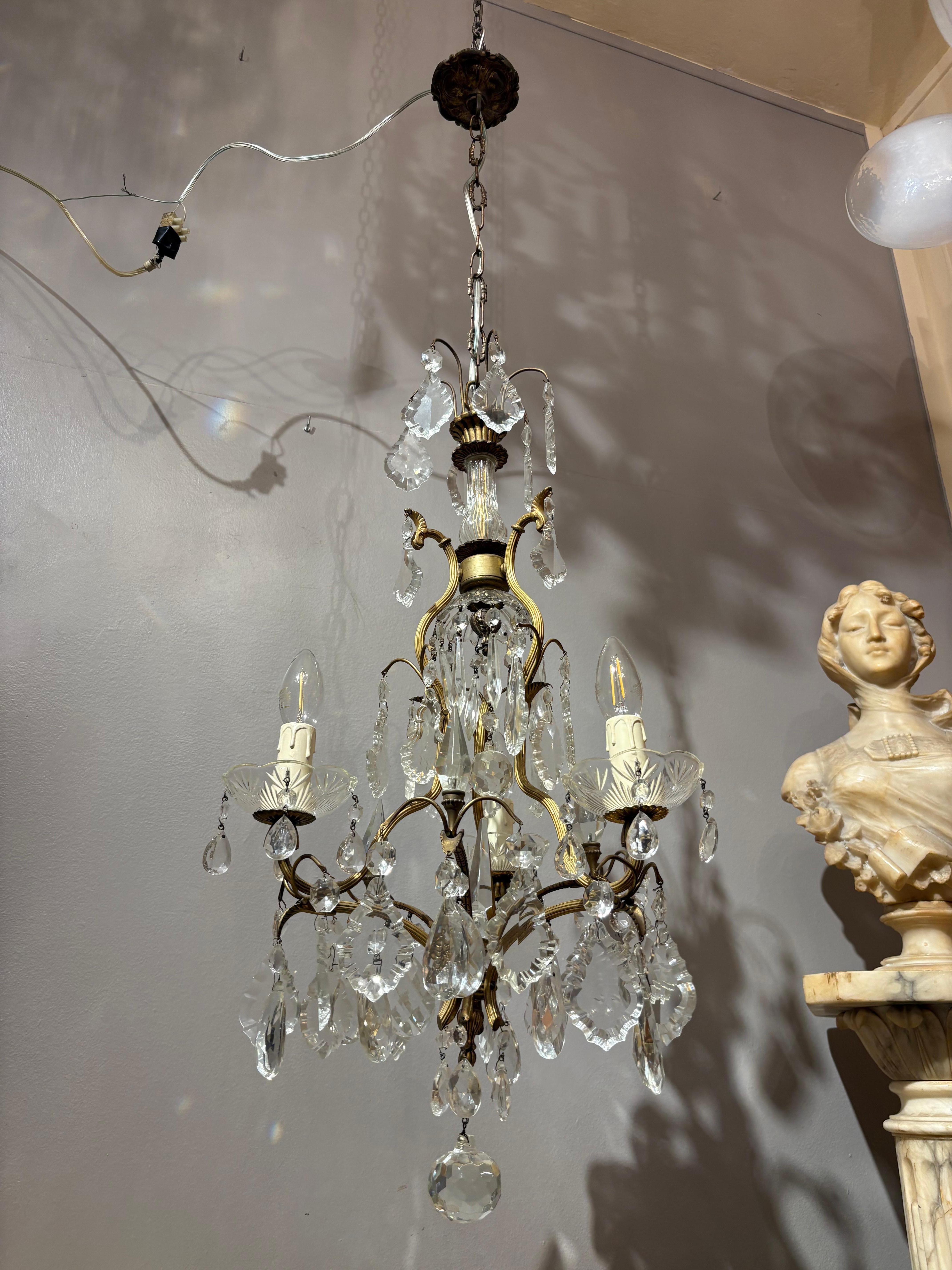 italien Antique Italian Crystal Chandelier en vente