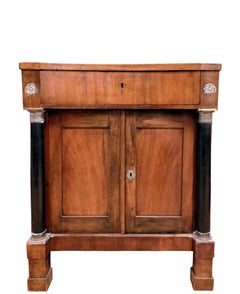 Antiker italienischer Empire-Schrank aus dem frühen 19