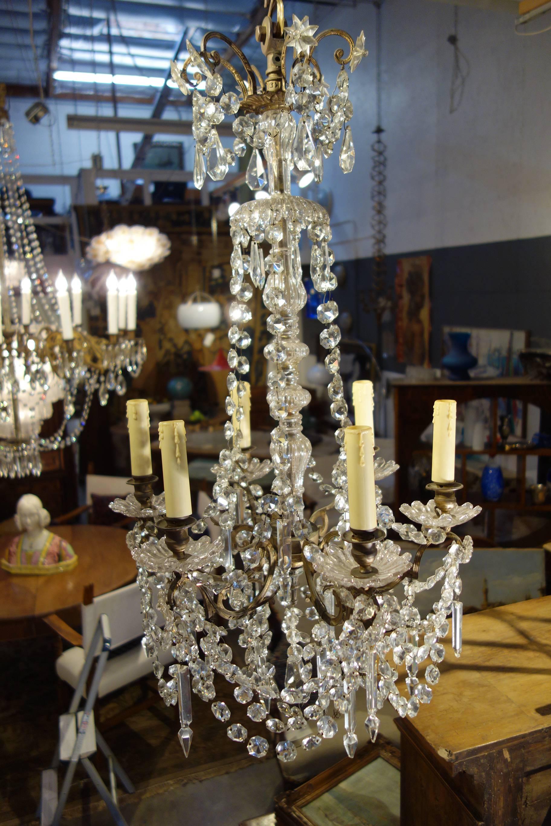 Lustre ancien de style Empire italien en laiton avec 6 branches en cristal Bon état - En vente à Encinitas, CA