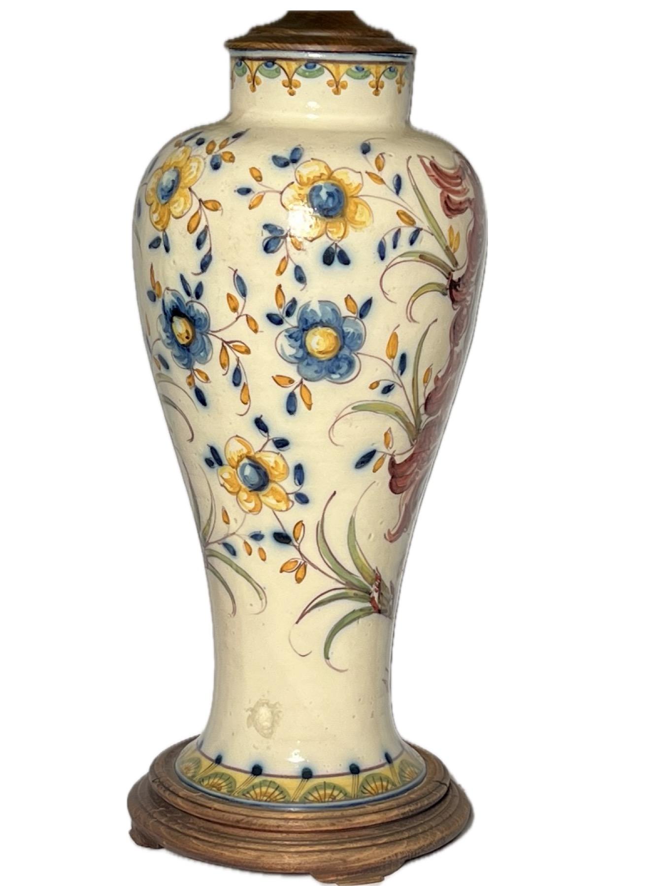 Antique Italian Faience Majolica Porcelain Vase Converted into a Lamp Ca. 1880   In Good Condition For Sale In New Orleans, LA