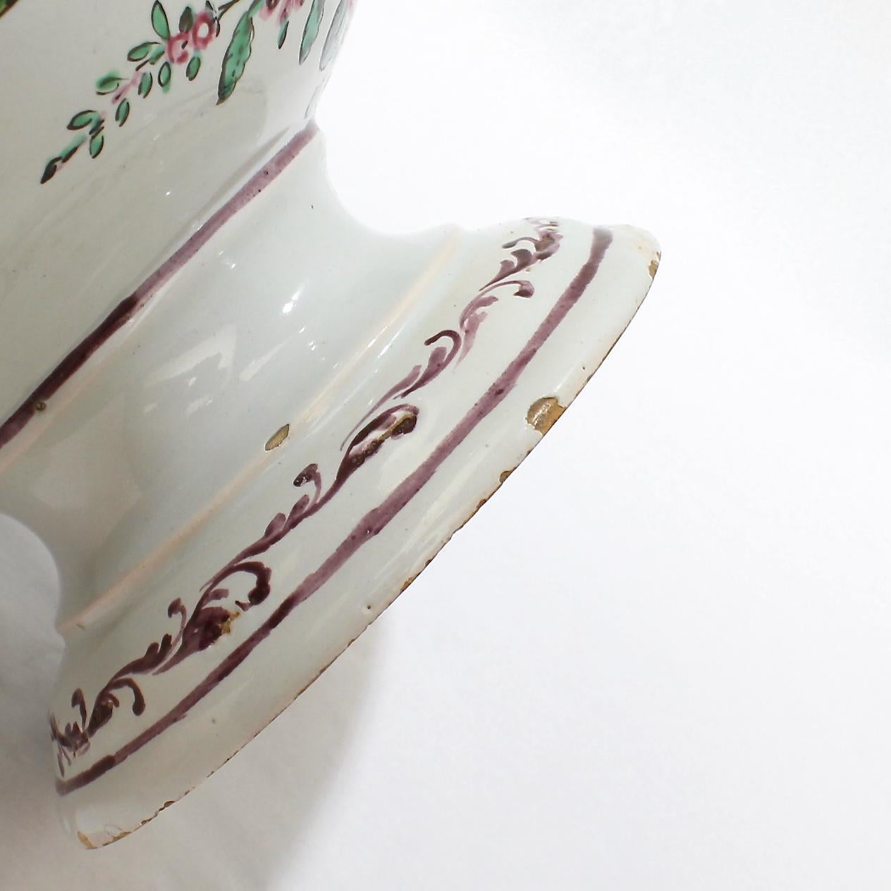 Antique Italian Faience Pottery Apothecary Semi d' Agnocasto Drug Jar For Sale 4