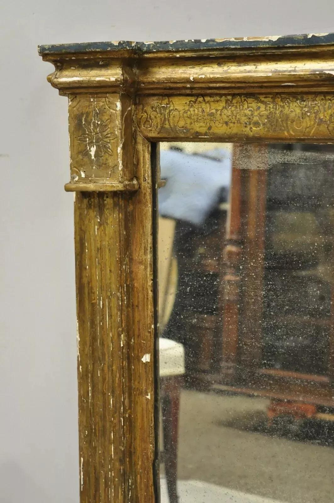 20th Century Antique Italian Florentine Giltwood Distressed Gold Looking Glass Wall Mirror For Sale