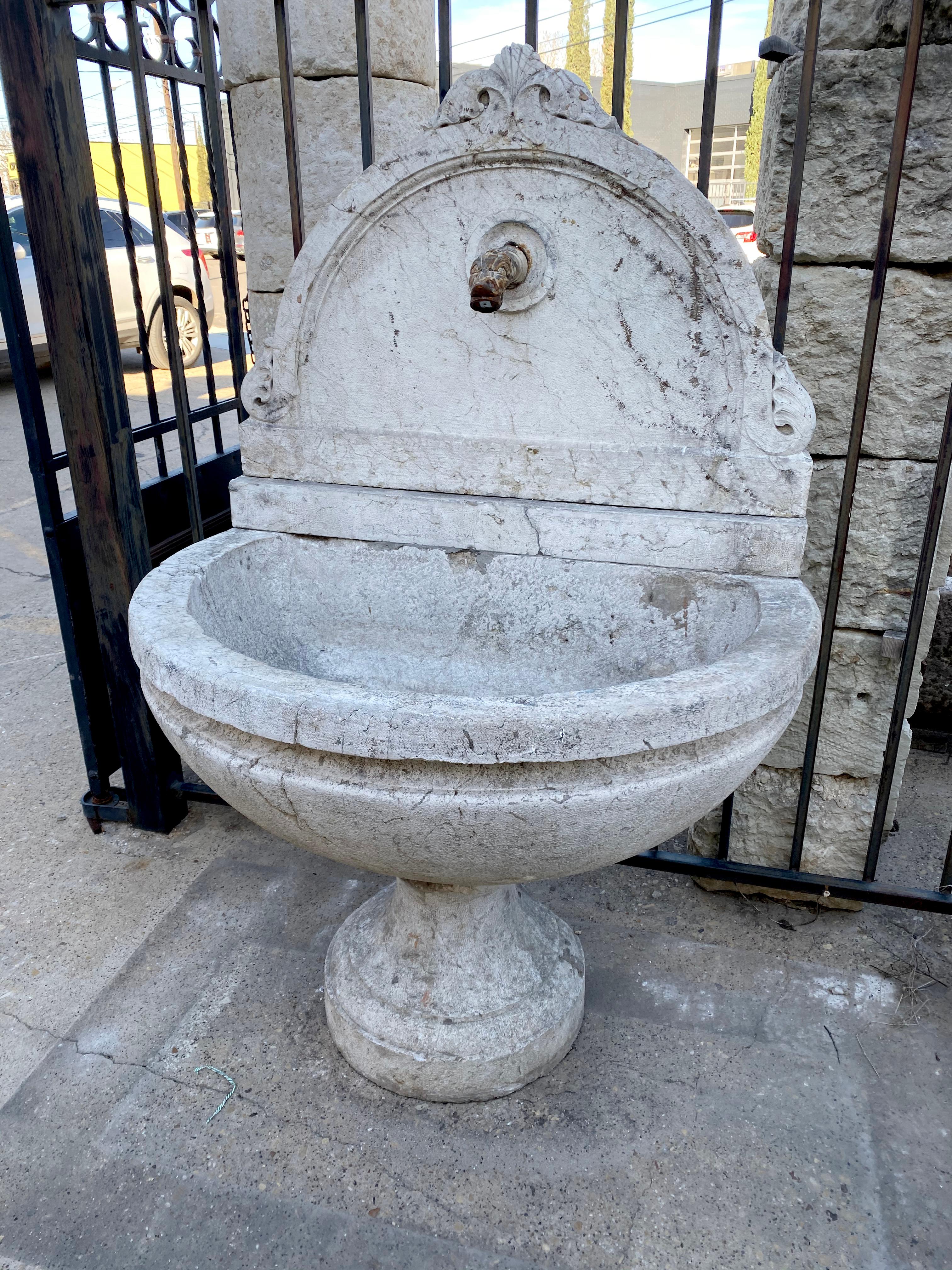 19th Century Antique Italian Fountain, circa 1800