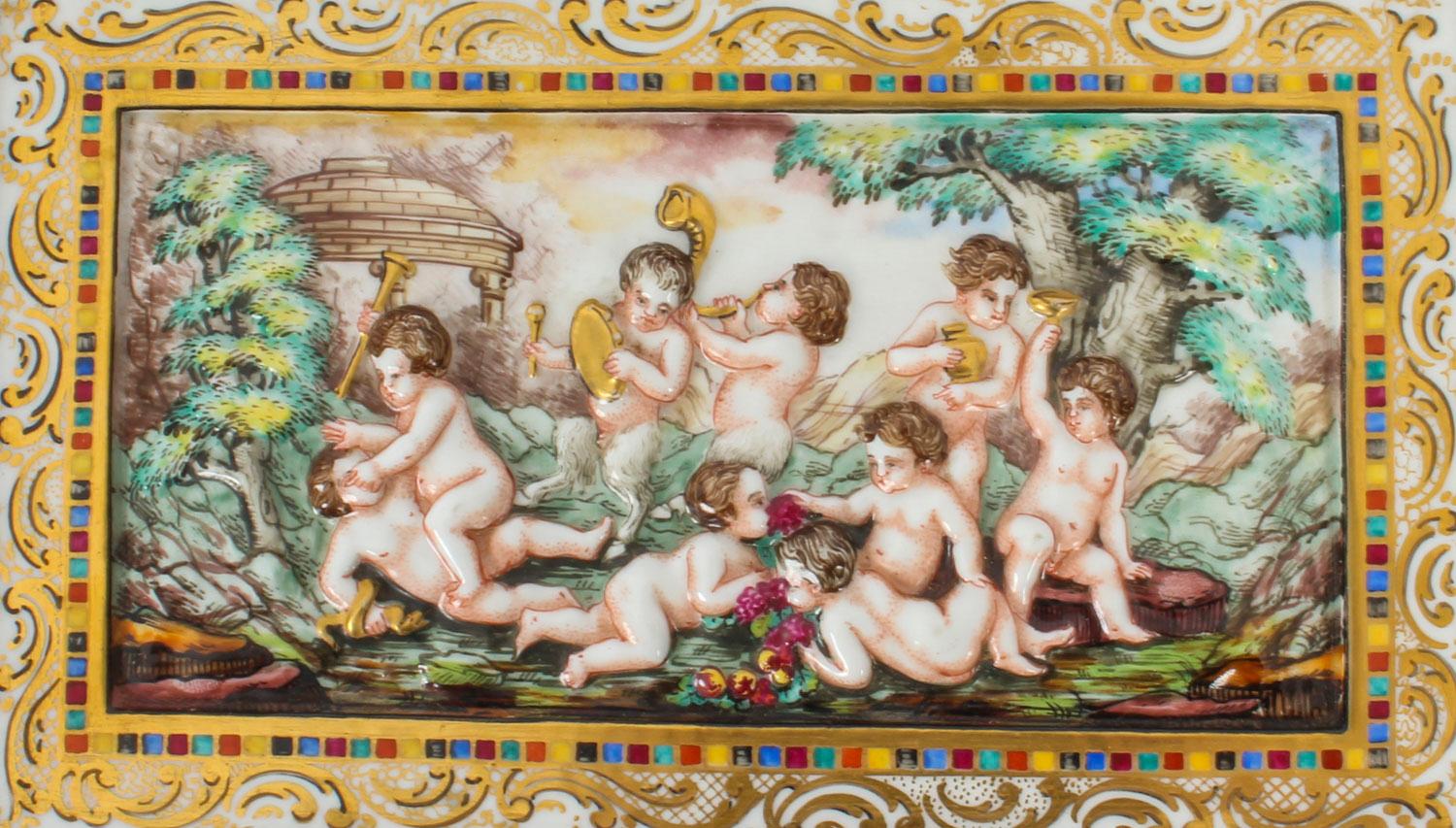 This is a beautiful antique Italian Capodimonte porcelain plaque circa 1820 in date. 

The plaque is housed in a decorative hand carved walnut frame and the scene depicts cherubs at play.

Condition:
In really excellent condition, please see