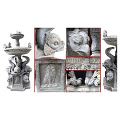 Antiker italienischer Gartenbrunnen, klassisches Wasserelement mit Schlangenmotiv
