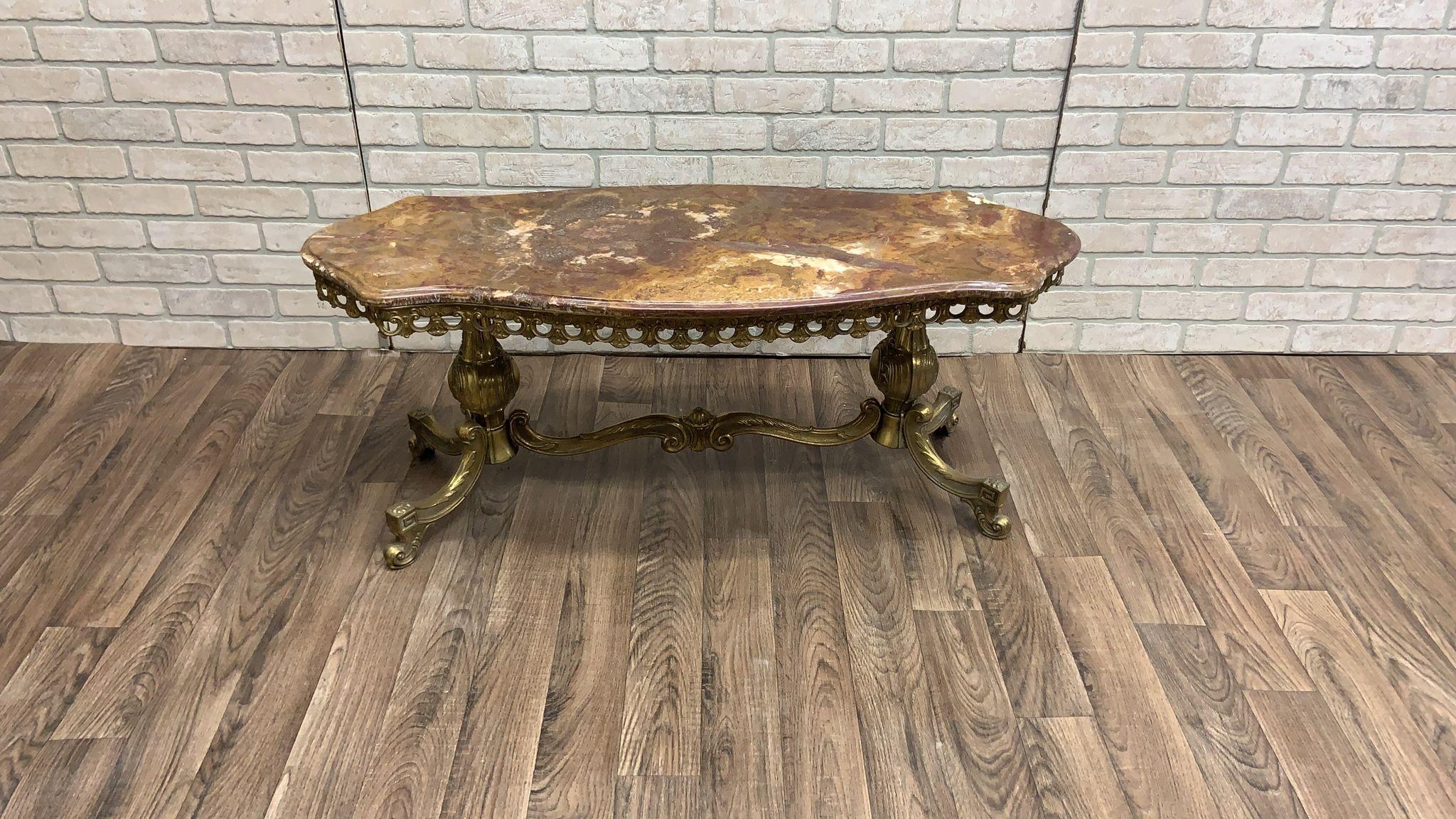Antique Italian Gilt-Bronze Base Onyx Top Coffee/Cocktail Table For Sale 4