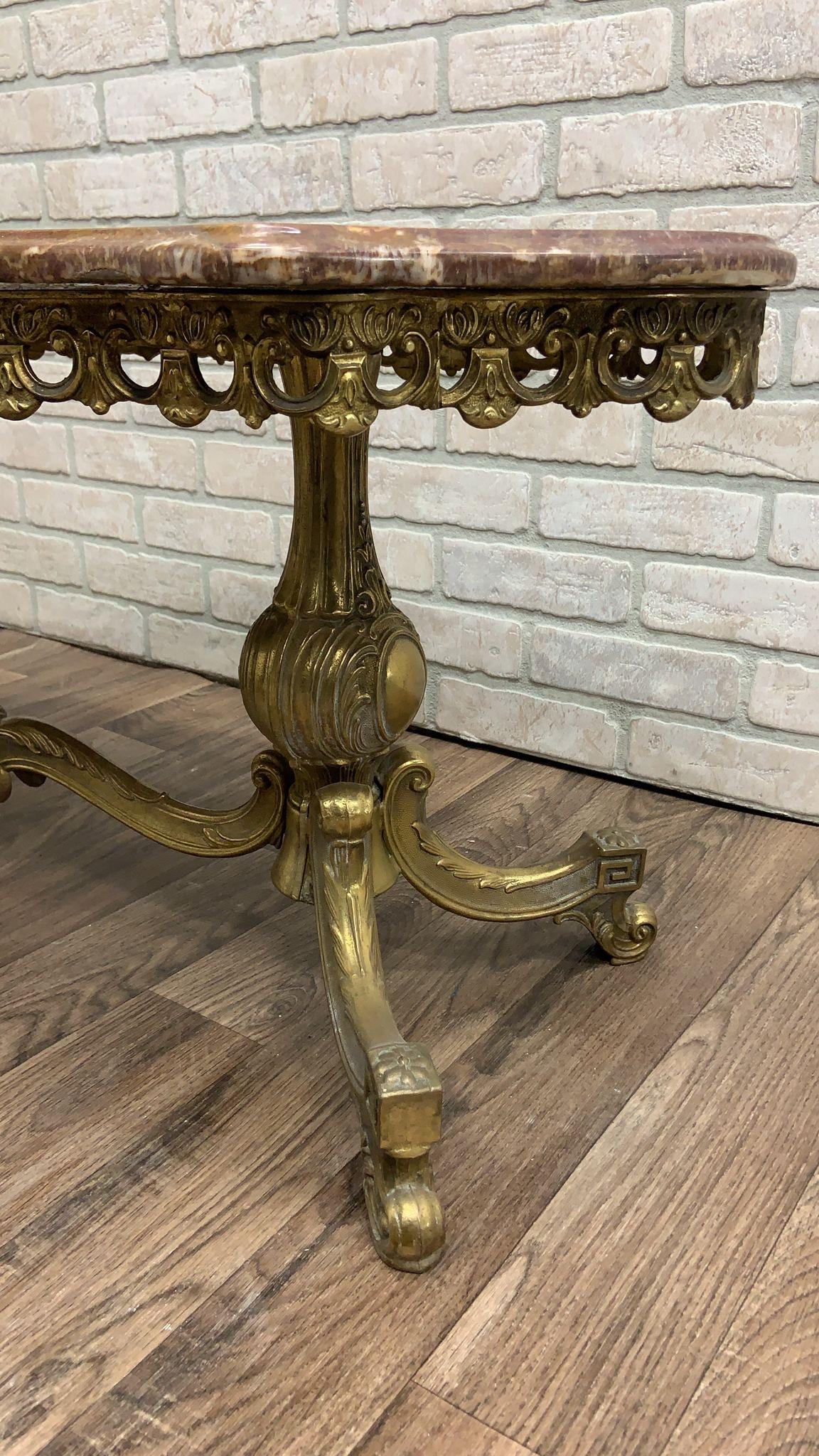 20th Century Antique Italian Gilt-Bronze Base Onyx Top Coffee/Cocktail Table For Sale