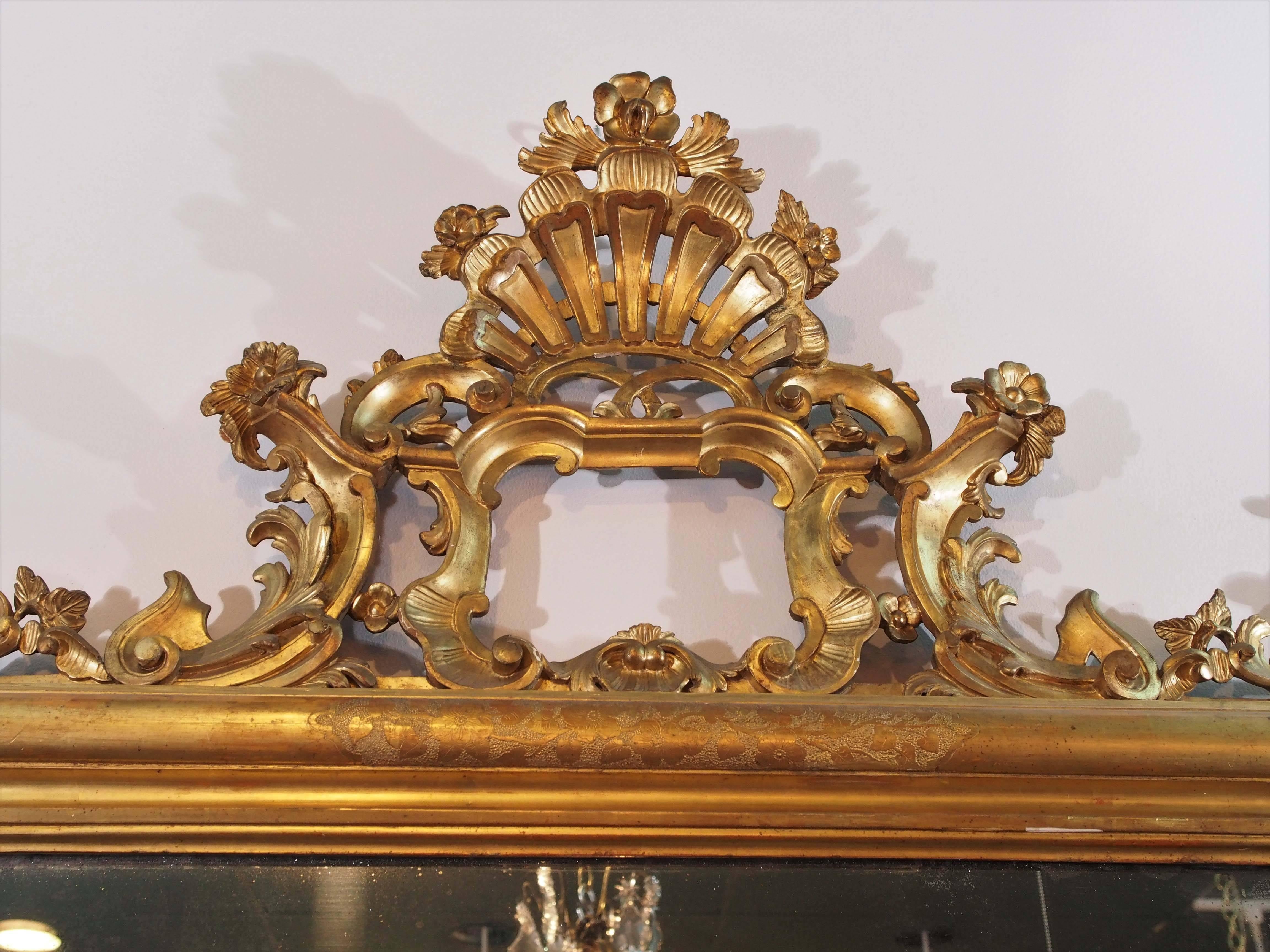 Antique Italian giltwood mirror.