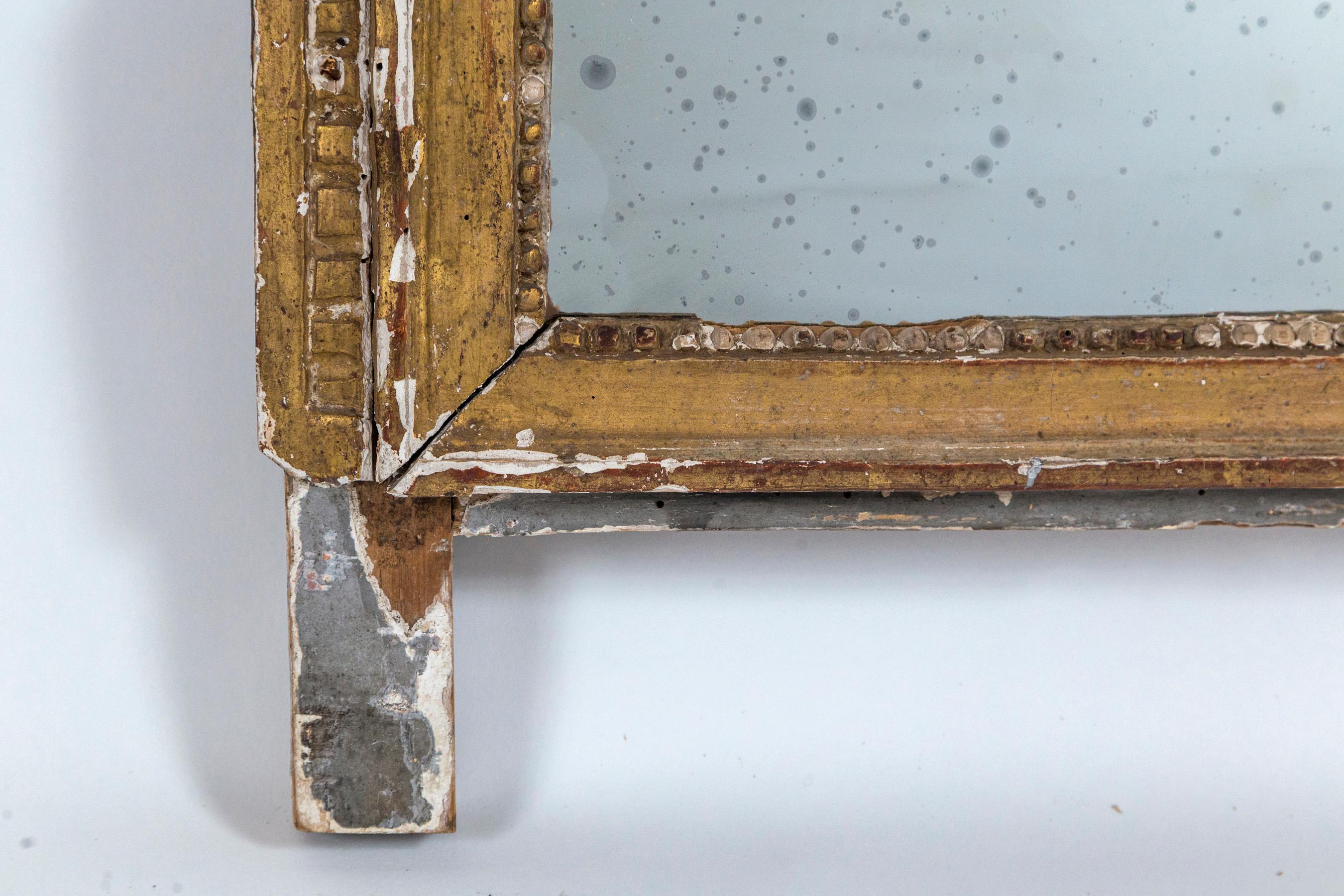 Antique Italian Giltwood Mirror Frame, late 18th Century In Good Condition For Sale In Chappaqua, NY