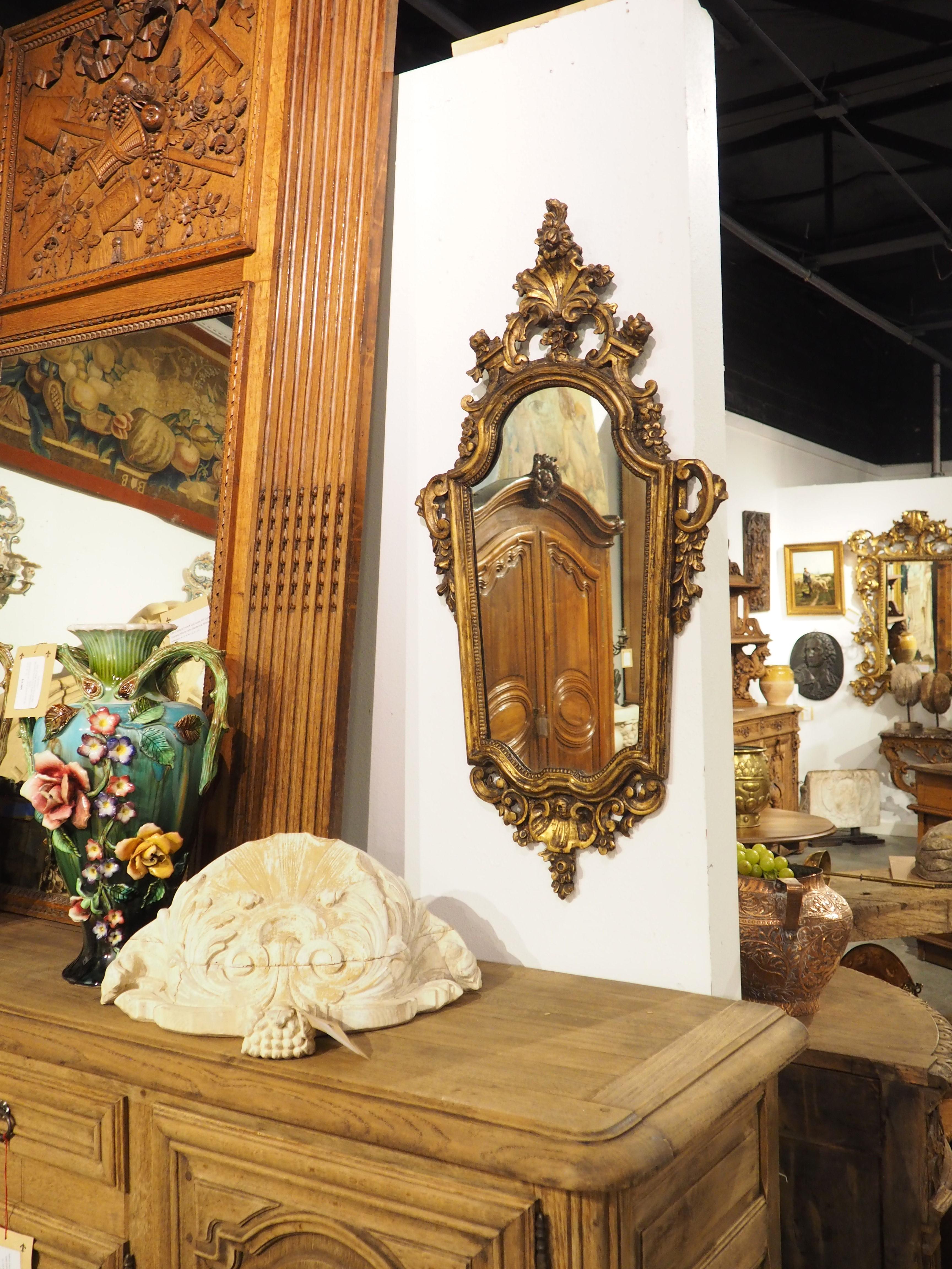 Antiker italienischer Giltwood-Spiegel, Venedig, 19. Jahrhundert im Angebot 4