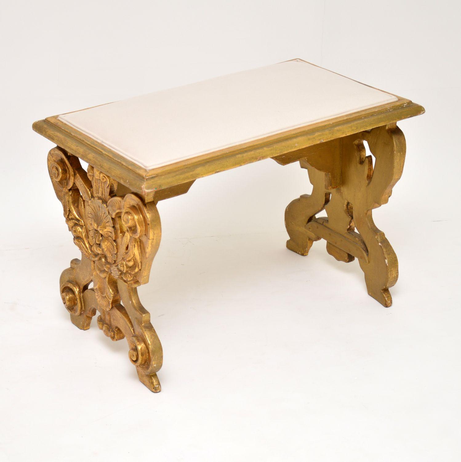 Antique Italian Giltwood Stool In Good Condition In London, GB