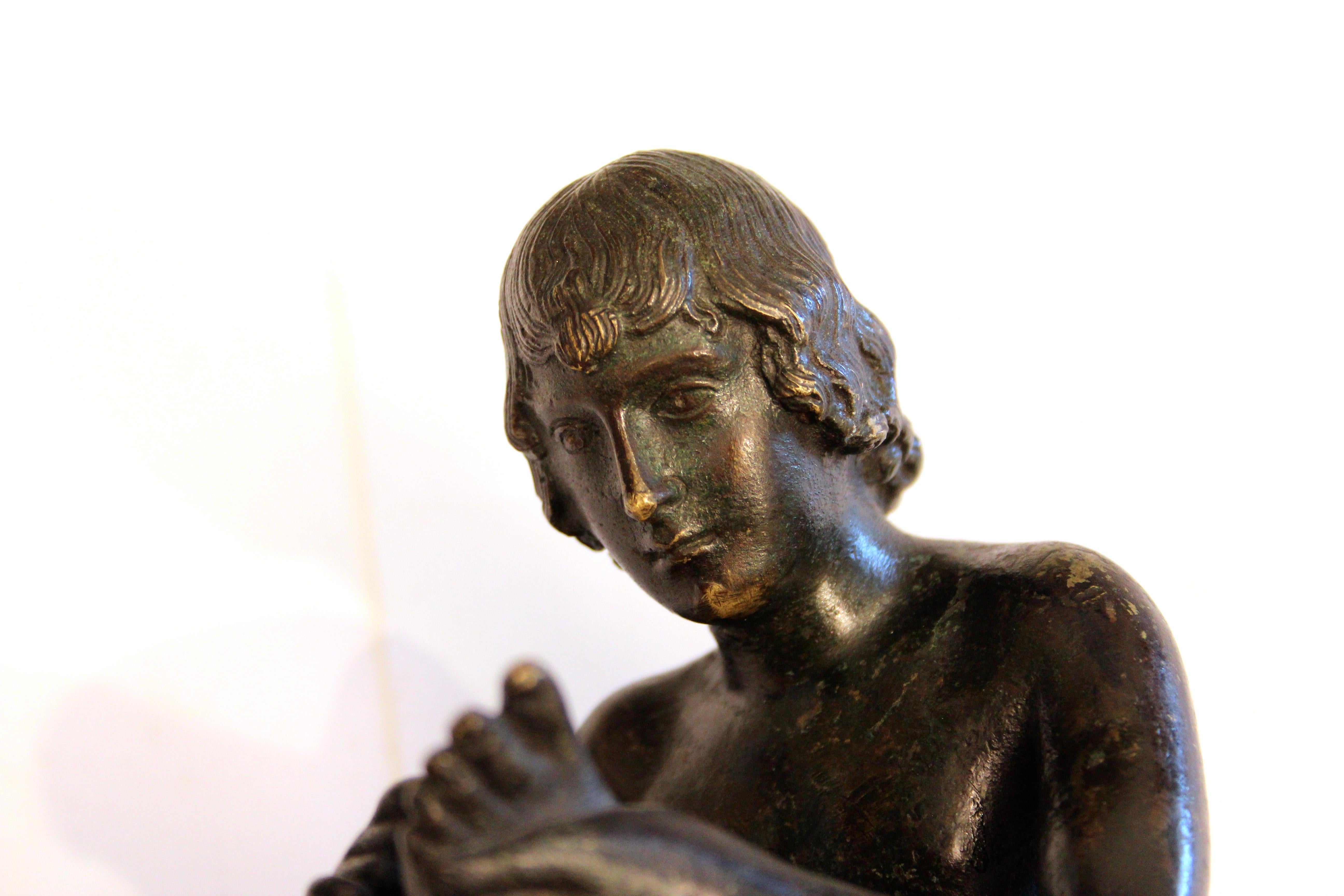 19th Century Antique Italian Grand Tour Bronze Spinario Boy with Thorn Figure Greek Statue For Sale