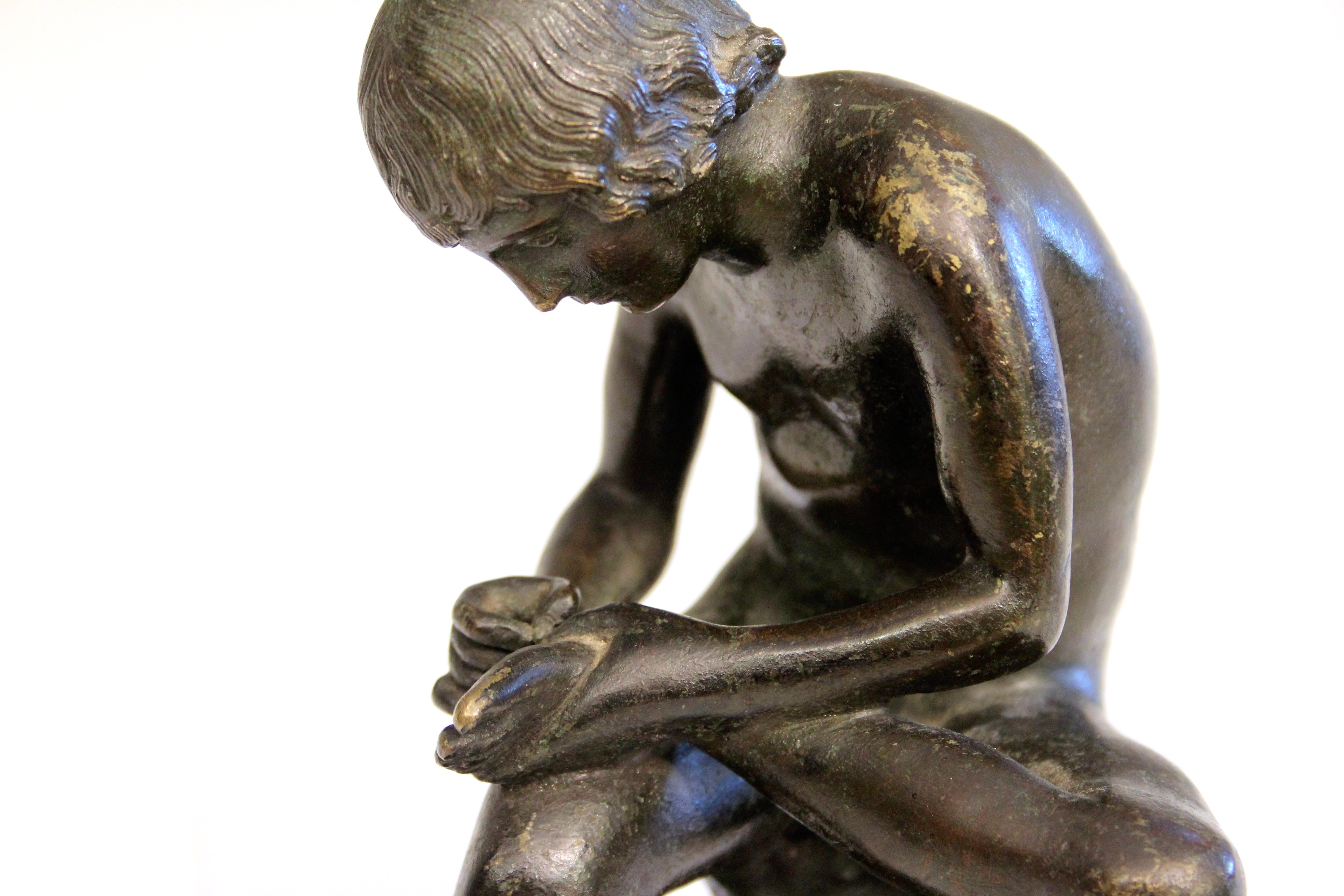 Antique Italian Grand Tour Bronze Spinario Boy with Thorn Figure Greek Statue For Sale 3