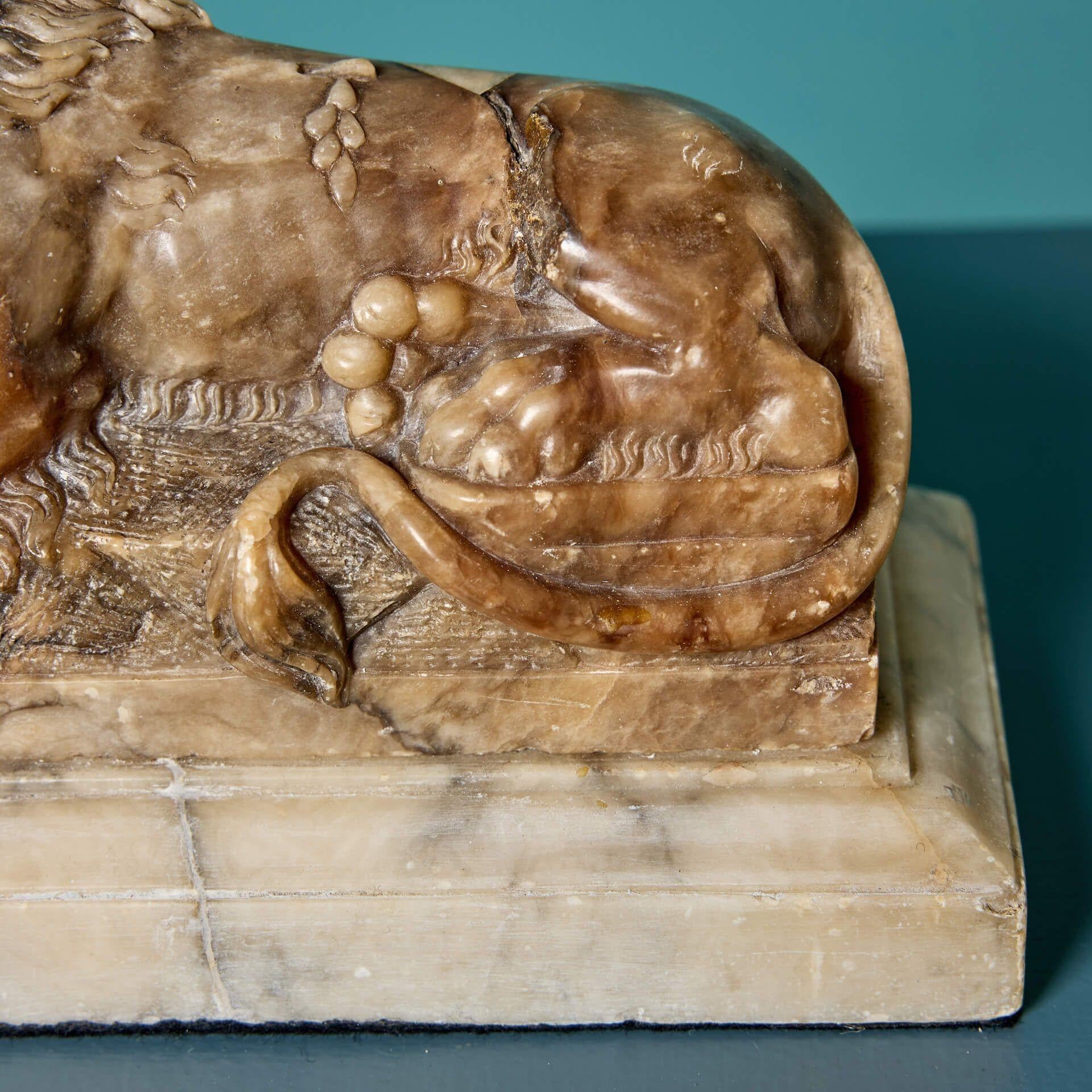 Escultura antigua del Gran Tour italiano del León de Lucerna Italiano en venta