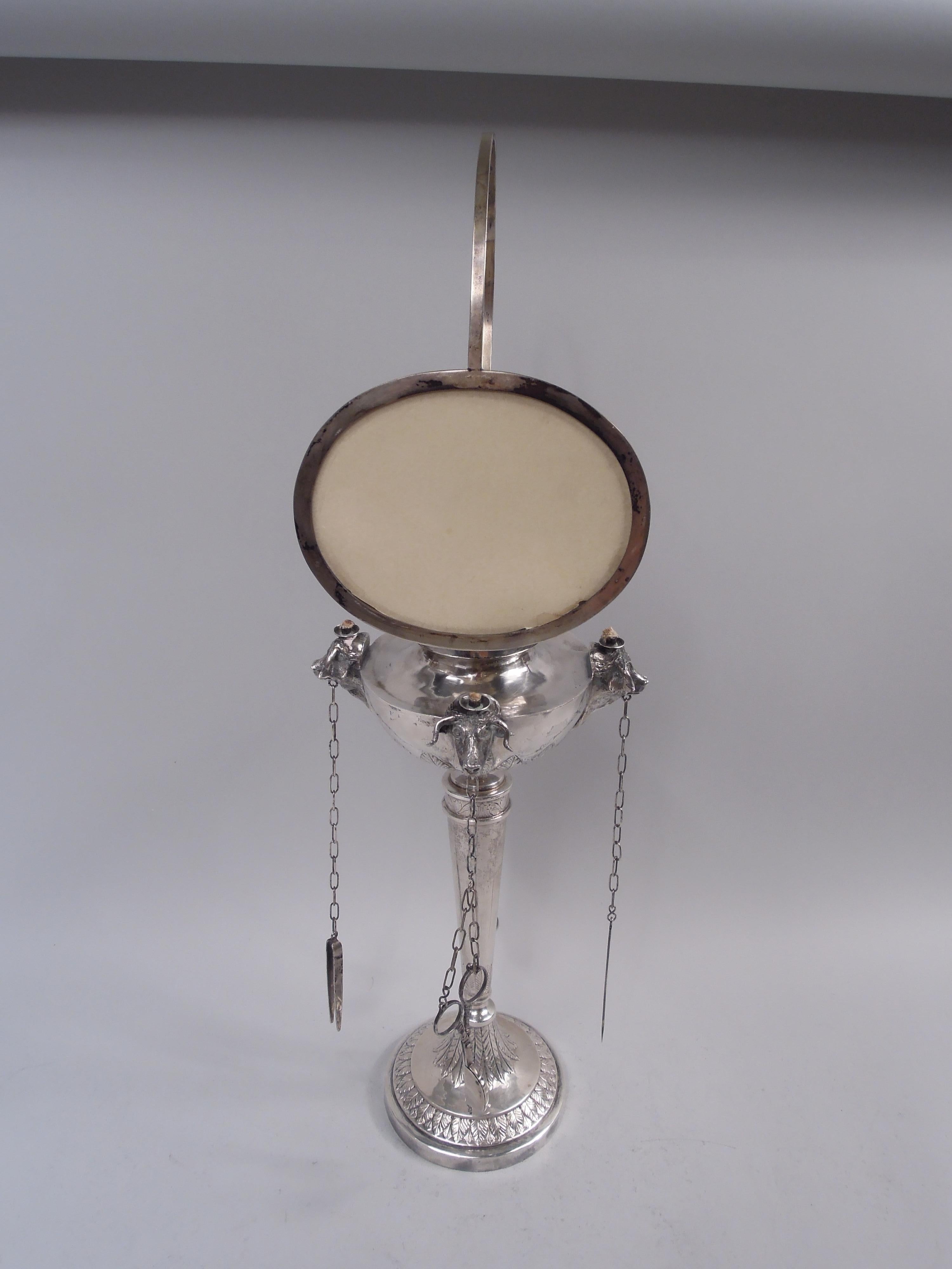 Néoclassique Ancienne lampe à huile en argent du Grand Tour d'Italie par Angelo Giannotti en vente