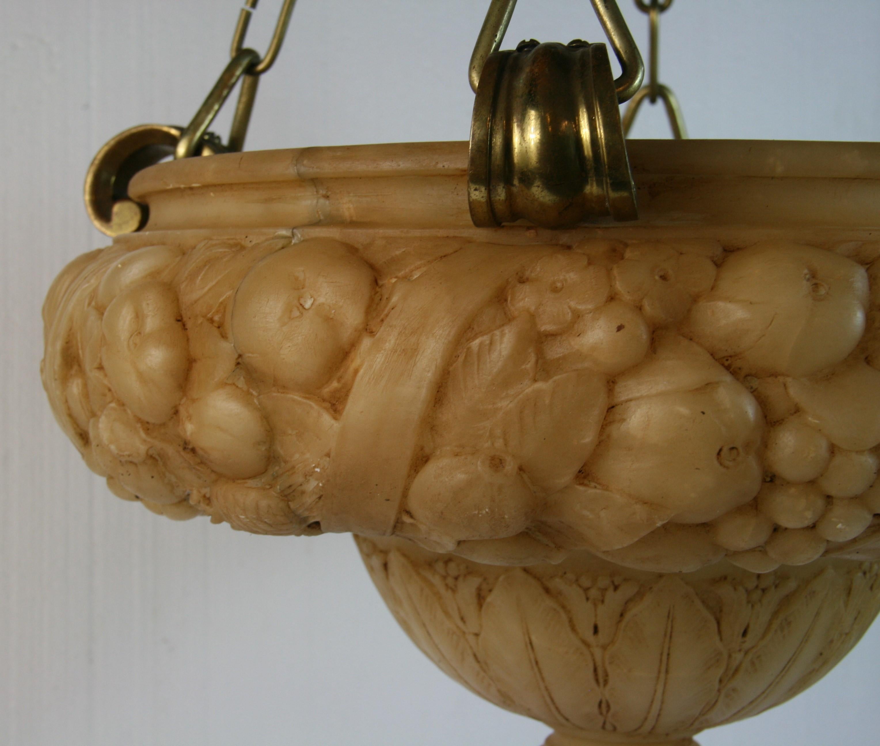 Antico lampadario italiano in alabastro e bronzo intagliato a mano in vendita 12