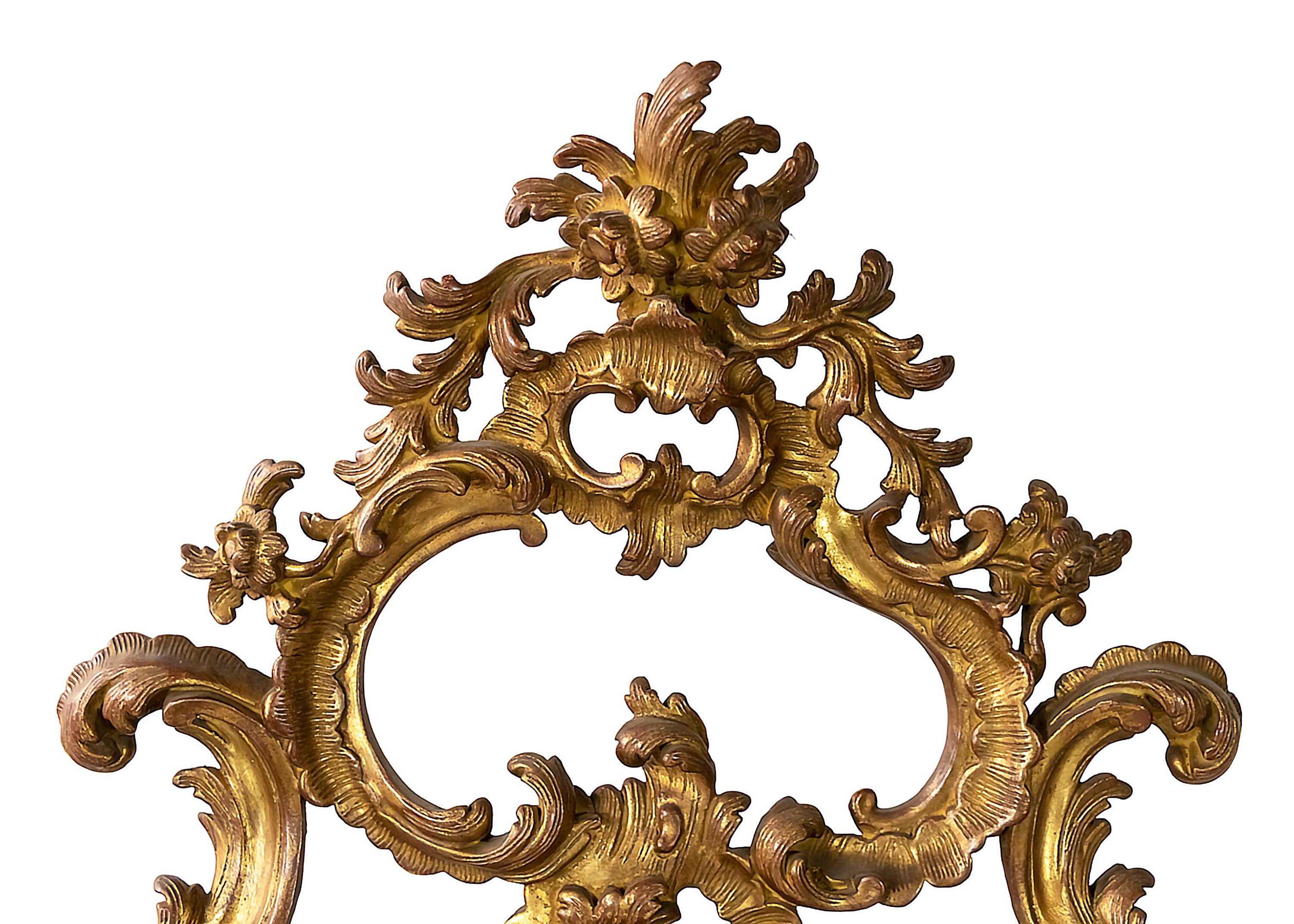 Antique Italian Hand-Carved Gilt Wood Wall Mirror 3