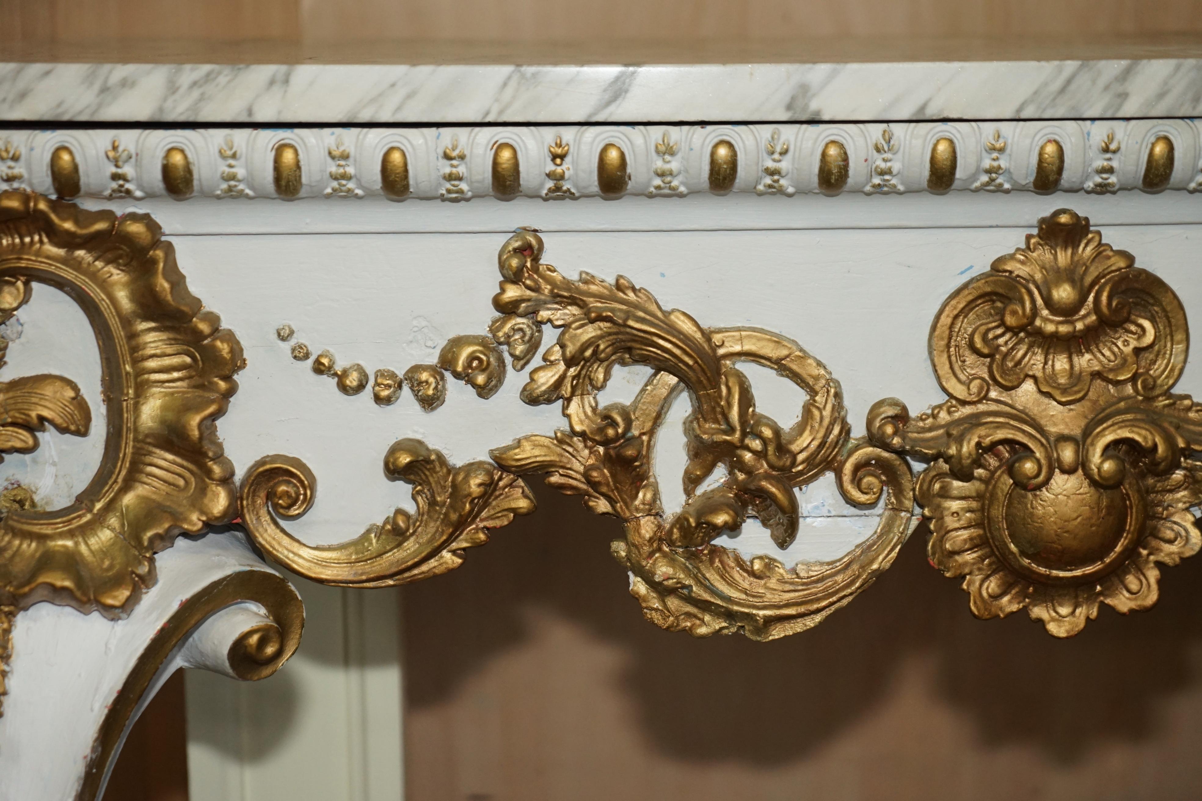ANTIQUE ITALIAN HAND CARVED GiLTWOOD & MARBLE CONSOLE TABLE CIRCA 1860 VENICE For Sale 3