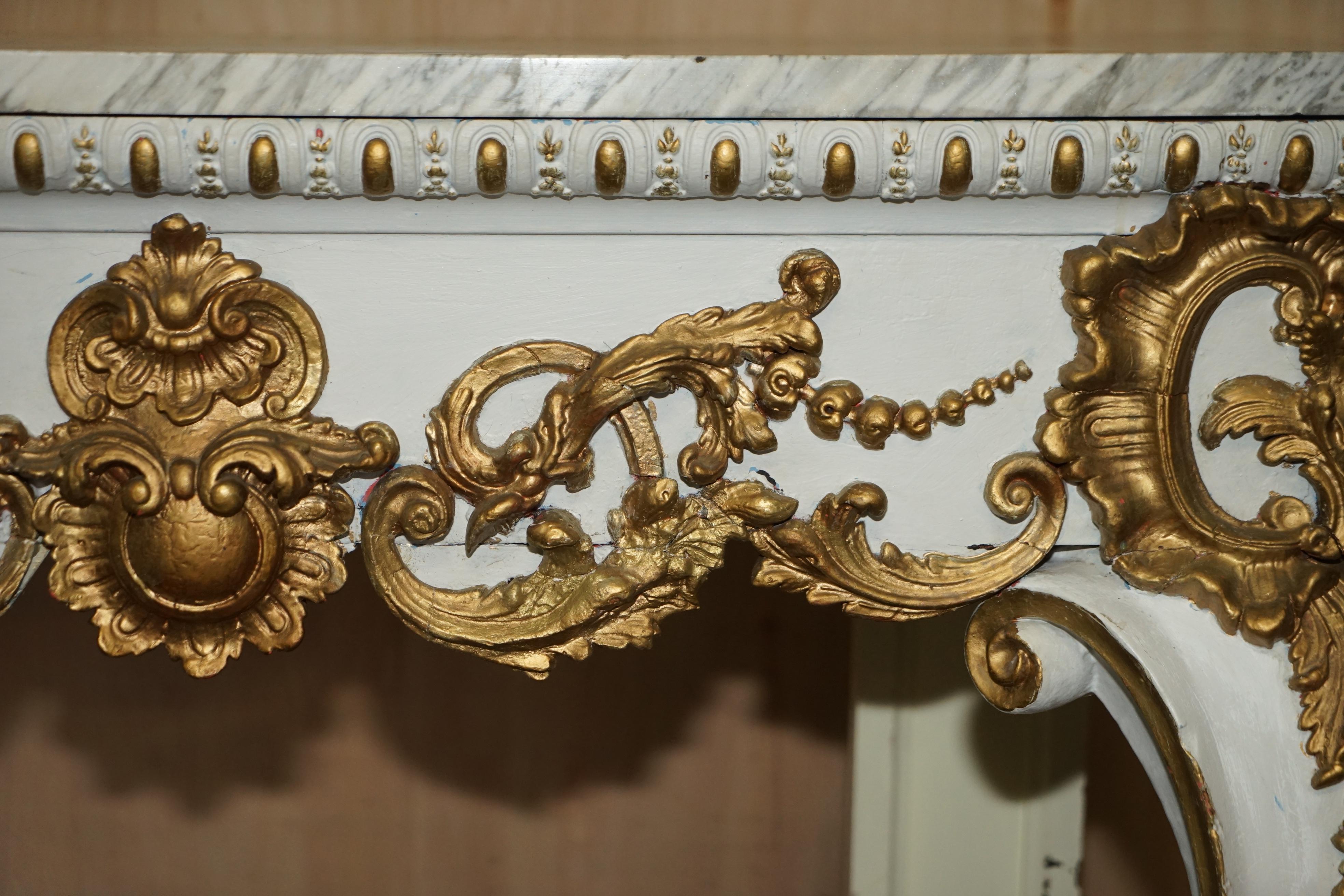 ANTIQUE ITALIAN HAND CARVED GiLTWOOD & MARBLE CONSOLE TABLE CIRCA 1860 VENICE For Sale 5