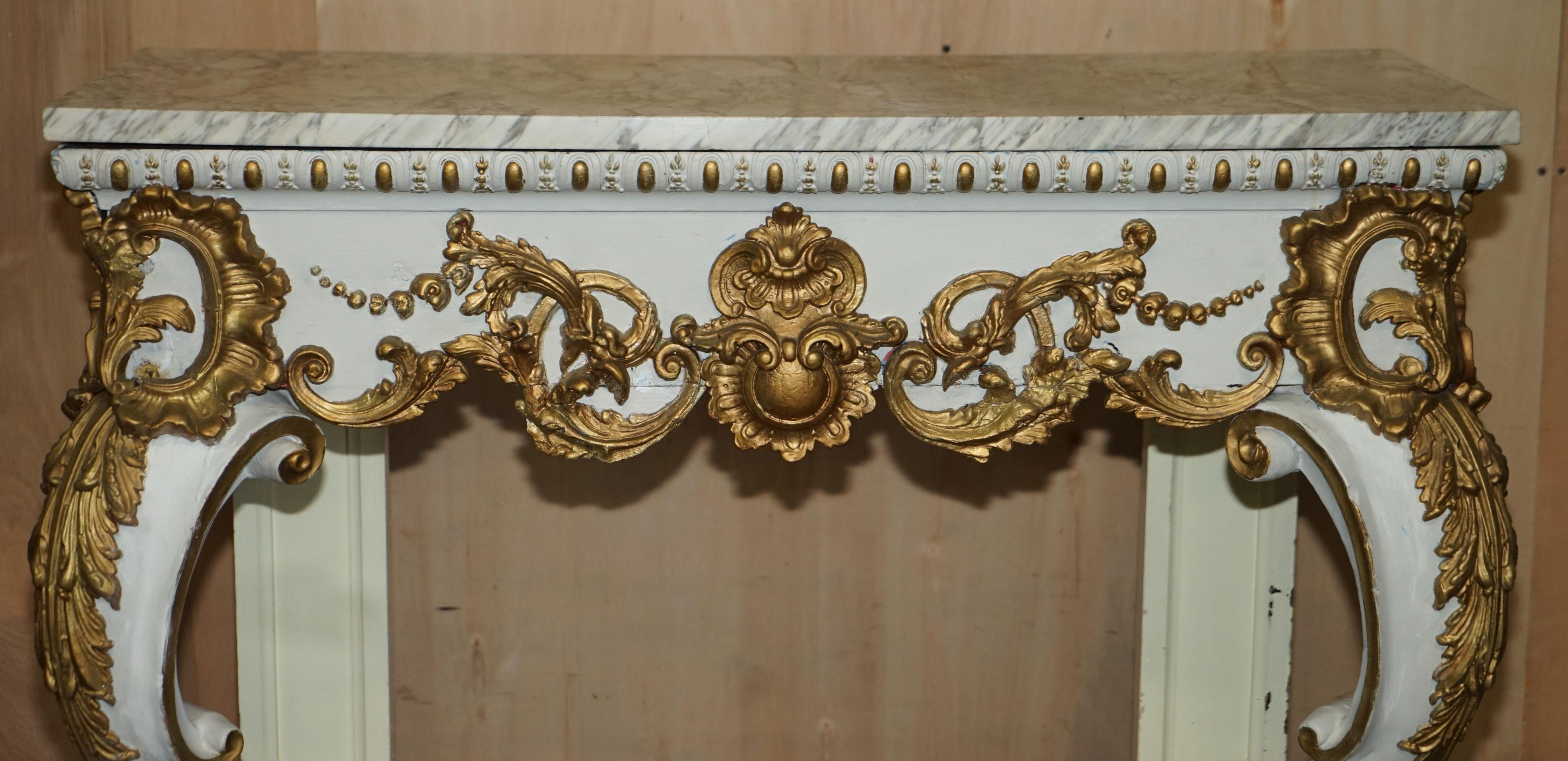 Pieno vittoriano ANTICO TAVOLO A CONSOLE IN LEGNO E MARMO intagliato a mano CIRCA 1860 VENEZIA in vendita