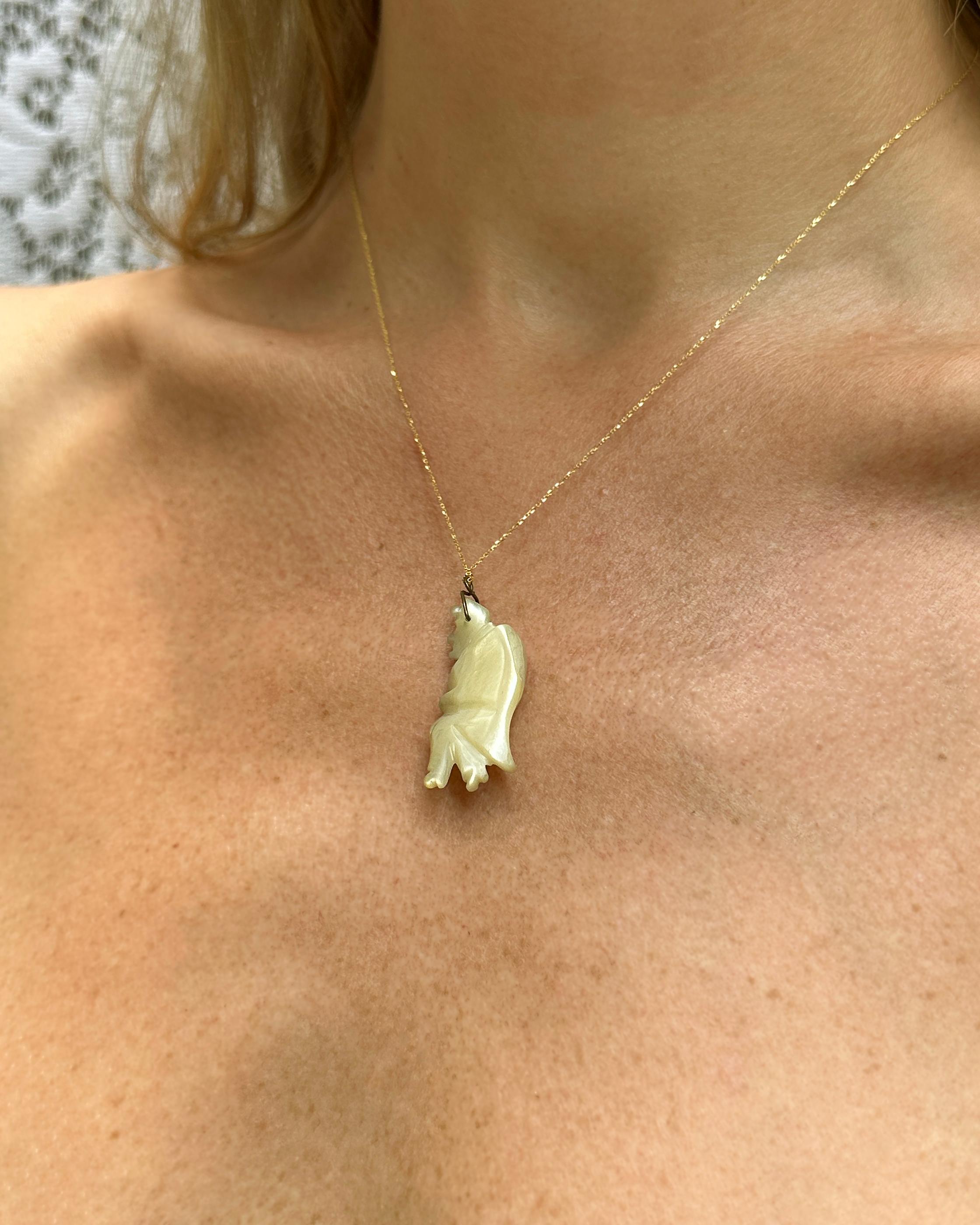 Antique Italian Hand-Carved Mother of Pearl Gobbo Pendant In Excellent Condition For Sale In New York, NY