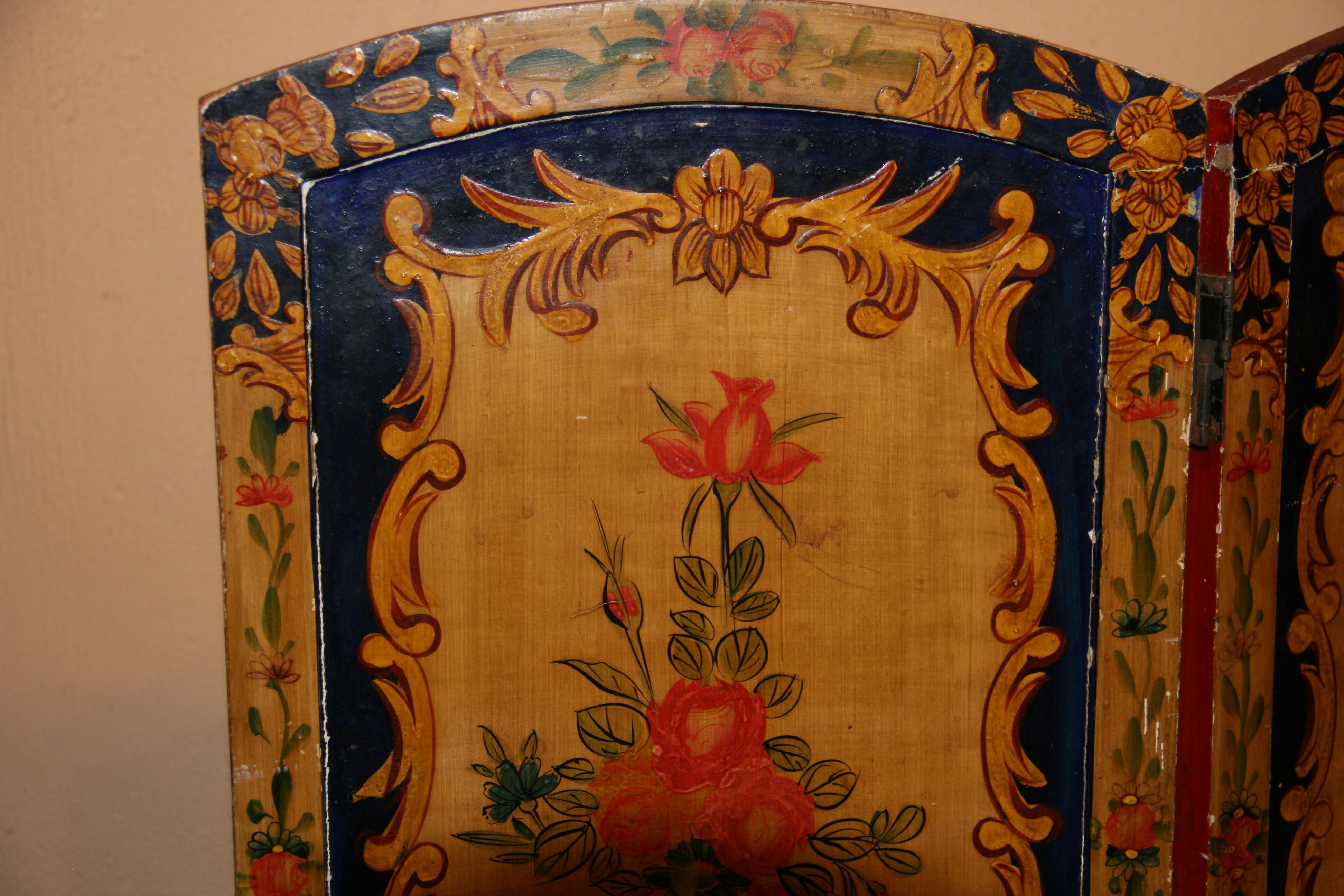 Antique Italian Hand Painted Two Sided Table Top Screen For Sale 4