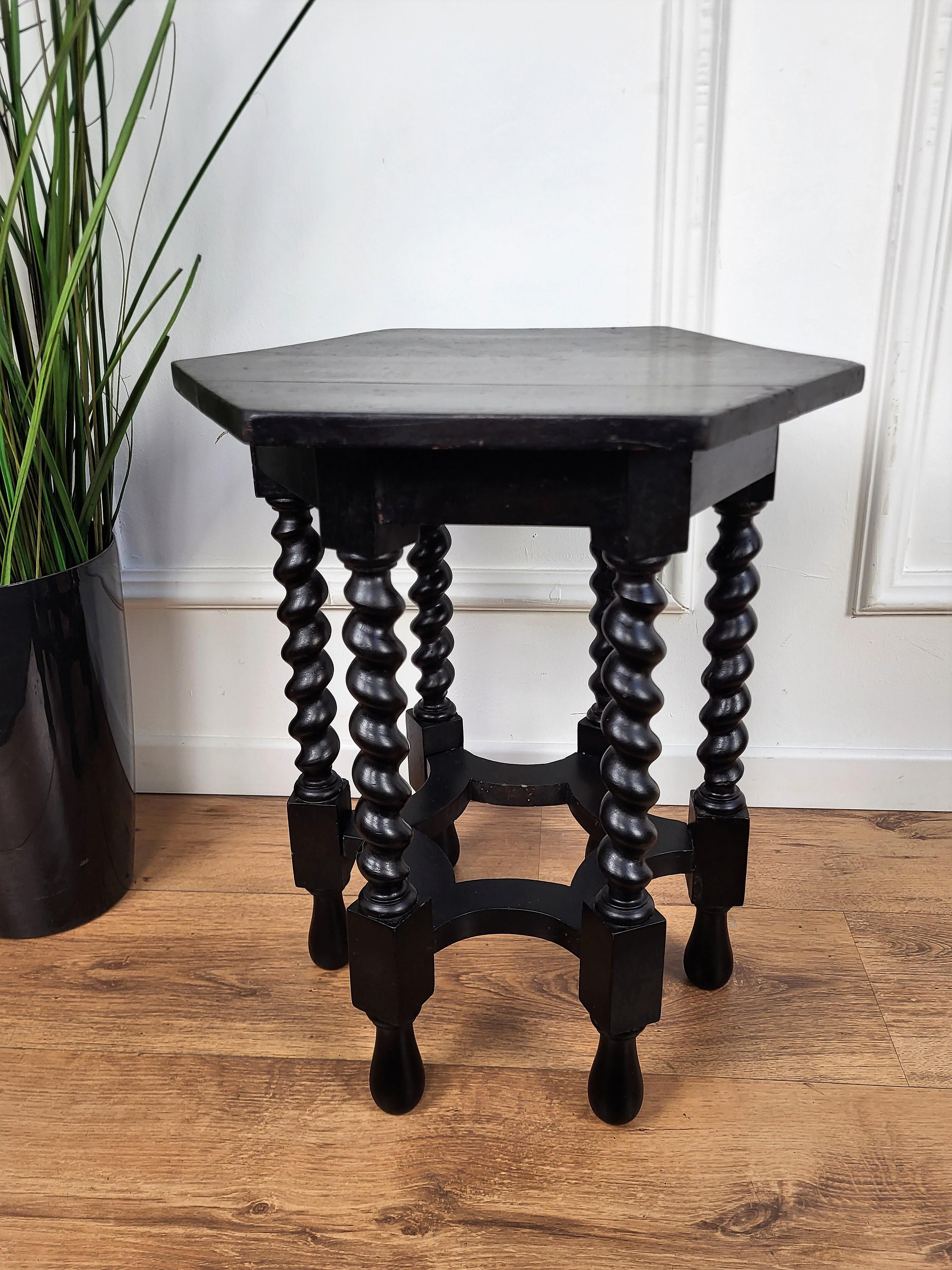 Antique Italian Hexagonal Black Walnut Side Table Stool with Bobbin Turned Legs In Good Condition In Carimate, Como