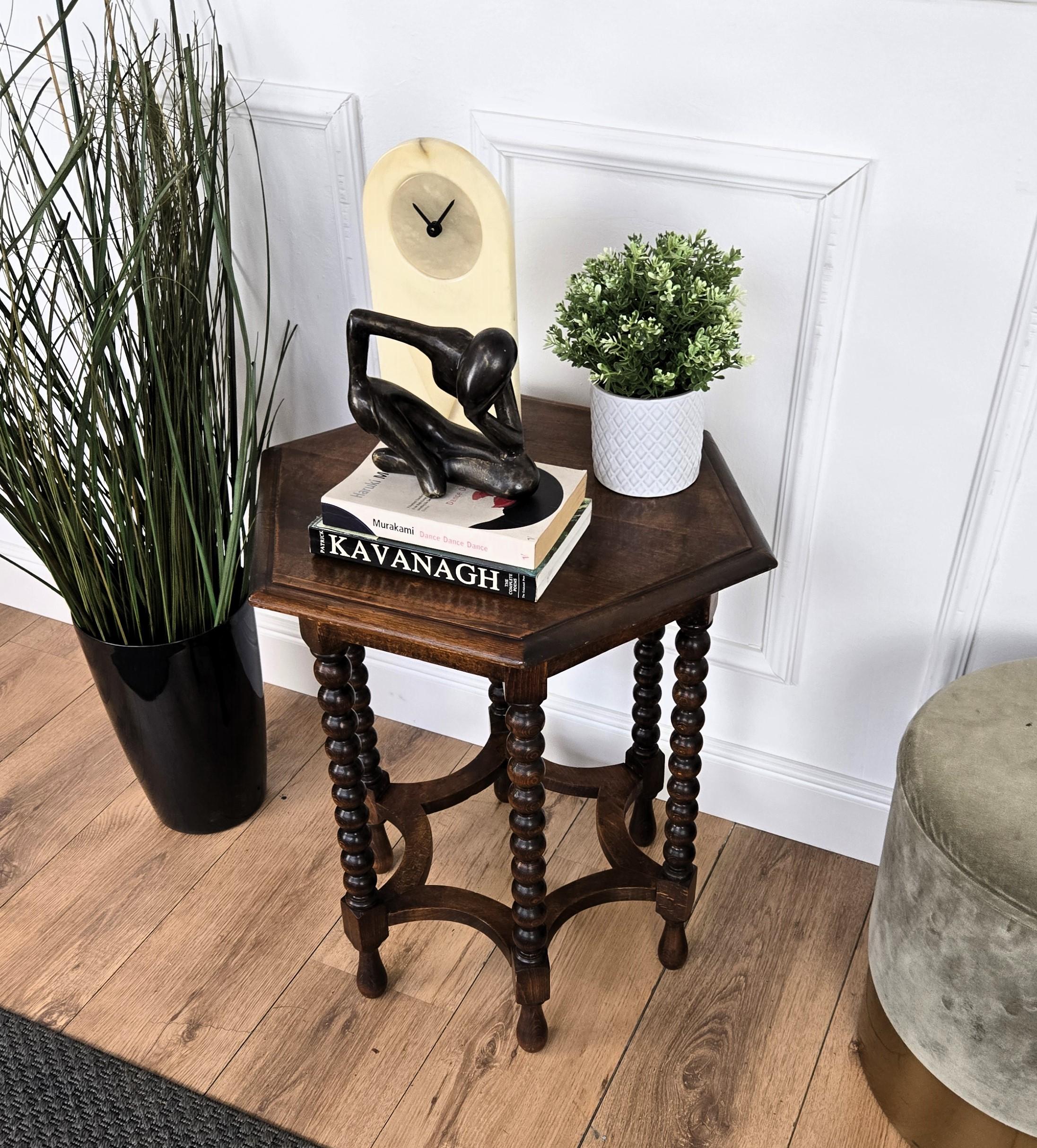 Antique Italian Hexagonal Black Walnut Side Table Stool with Bobbin Turned Legs In Good Condition In Carimate, Como