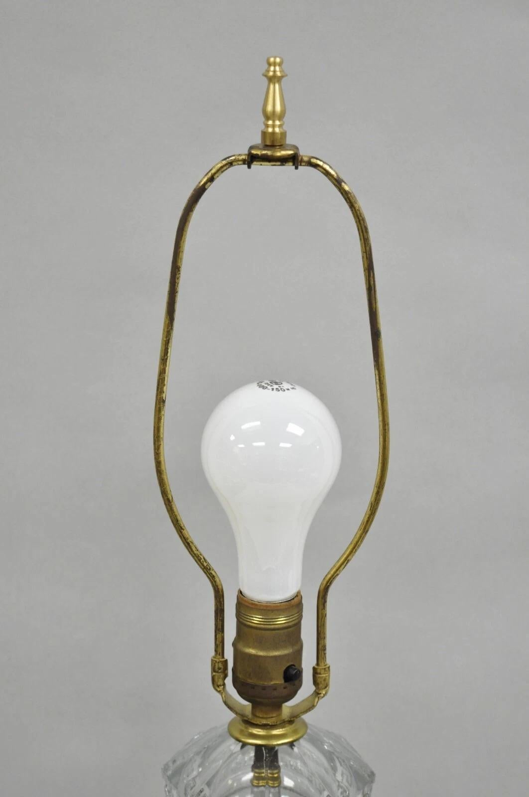 Antique Italian Hollywood Regency Faceted Clear Glass Greek Key Table Lamp For Sale 2